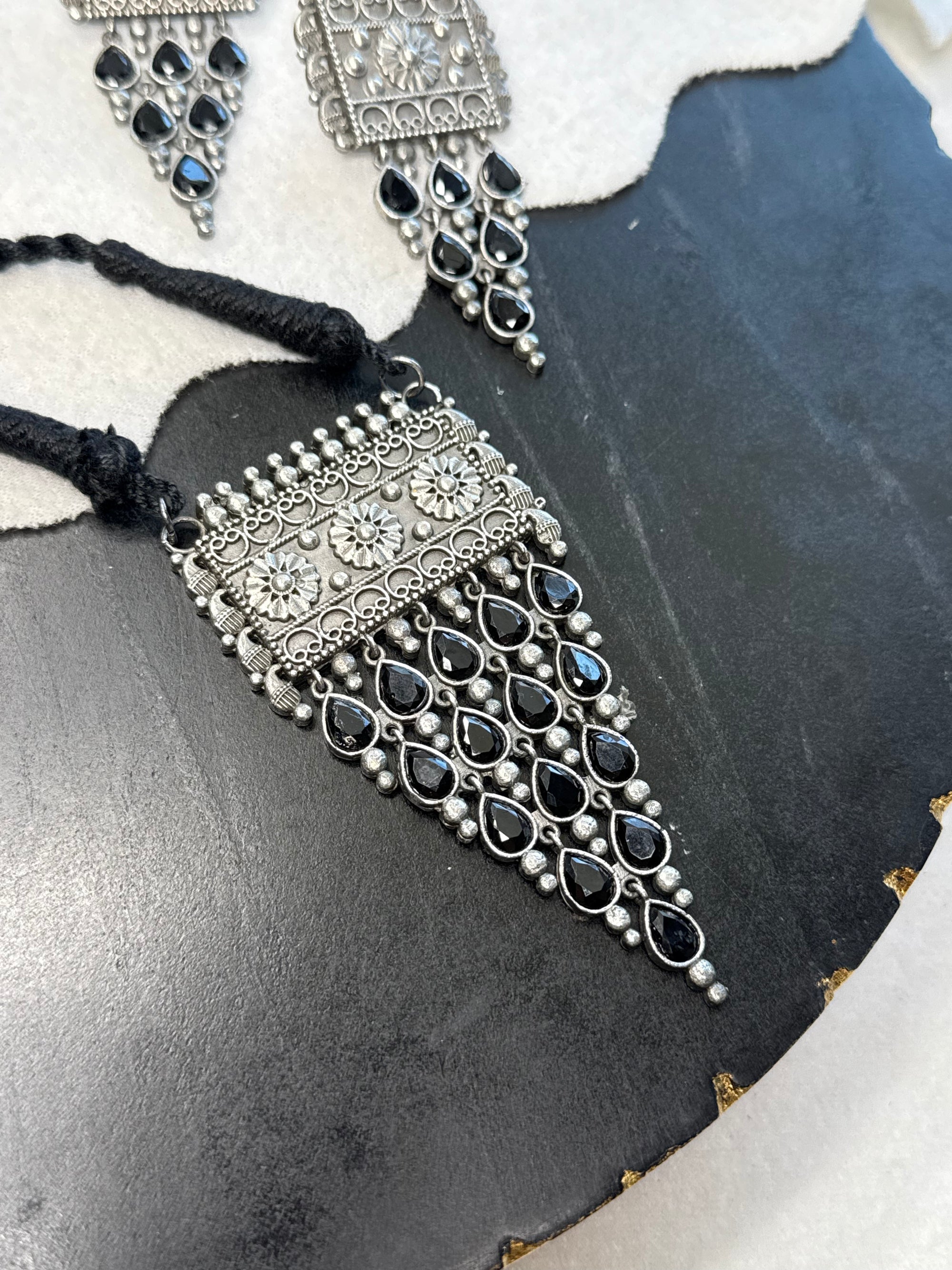 Black Beads Necklace