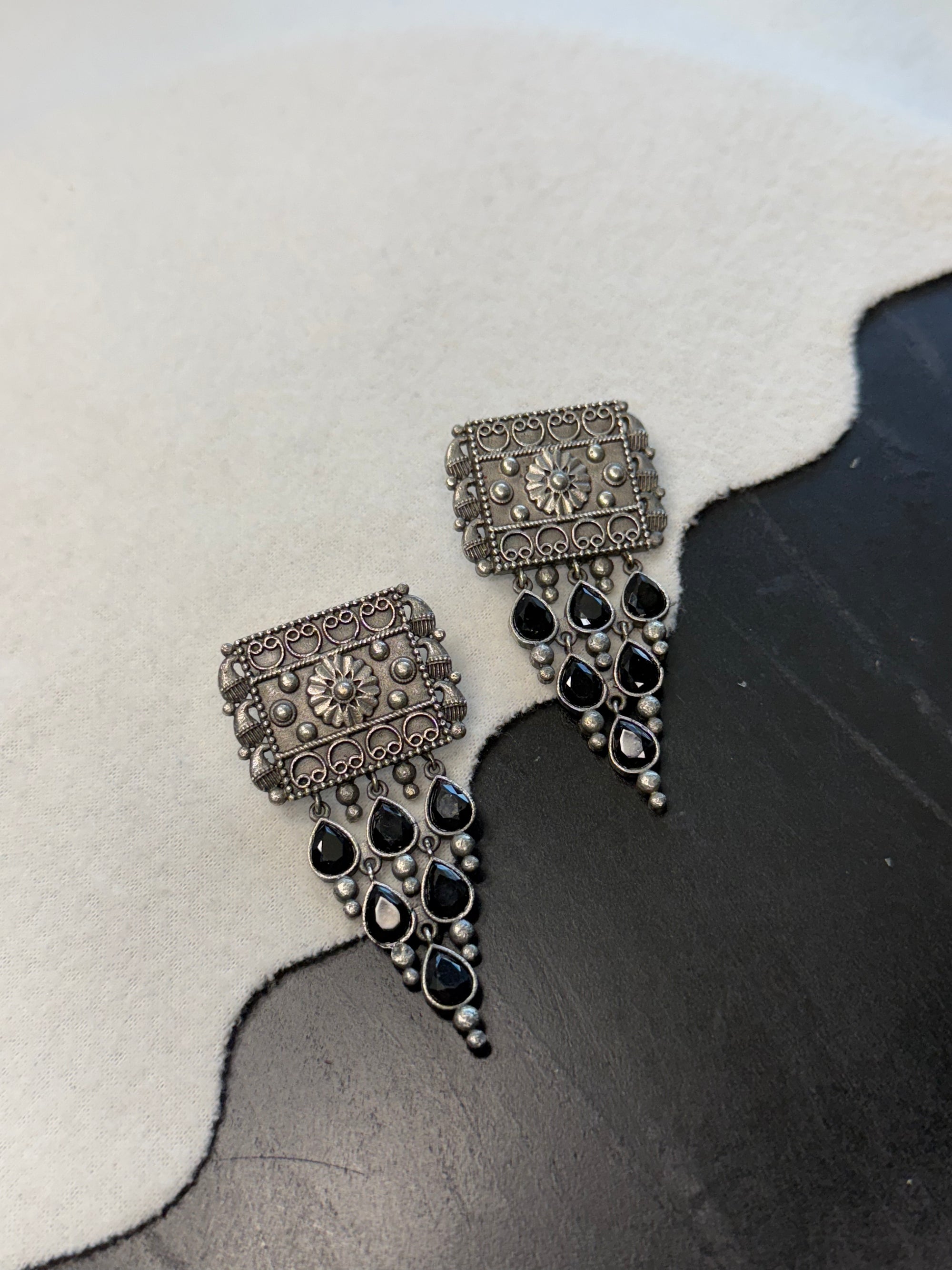 Black Beads Necklace