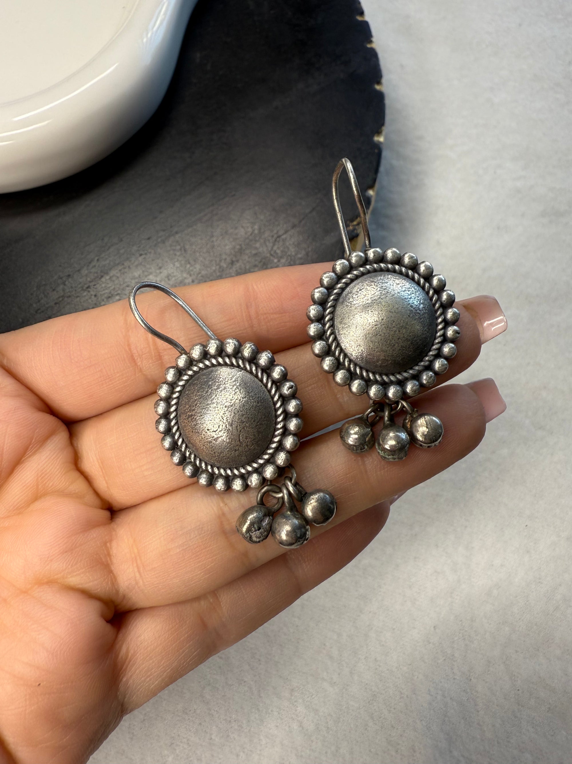 Round Hangings