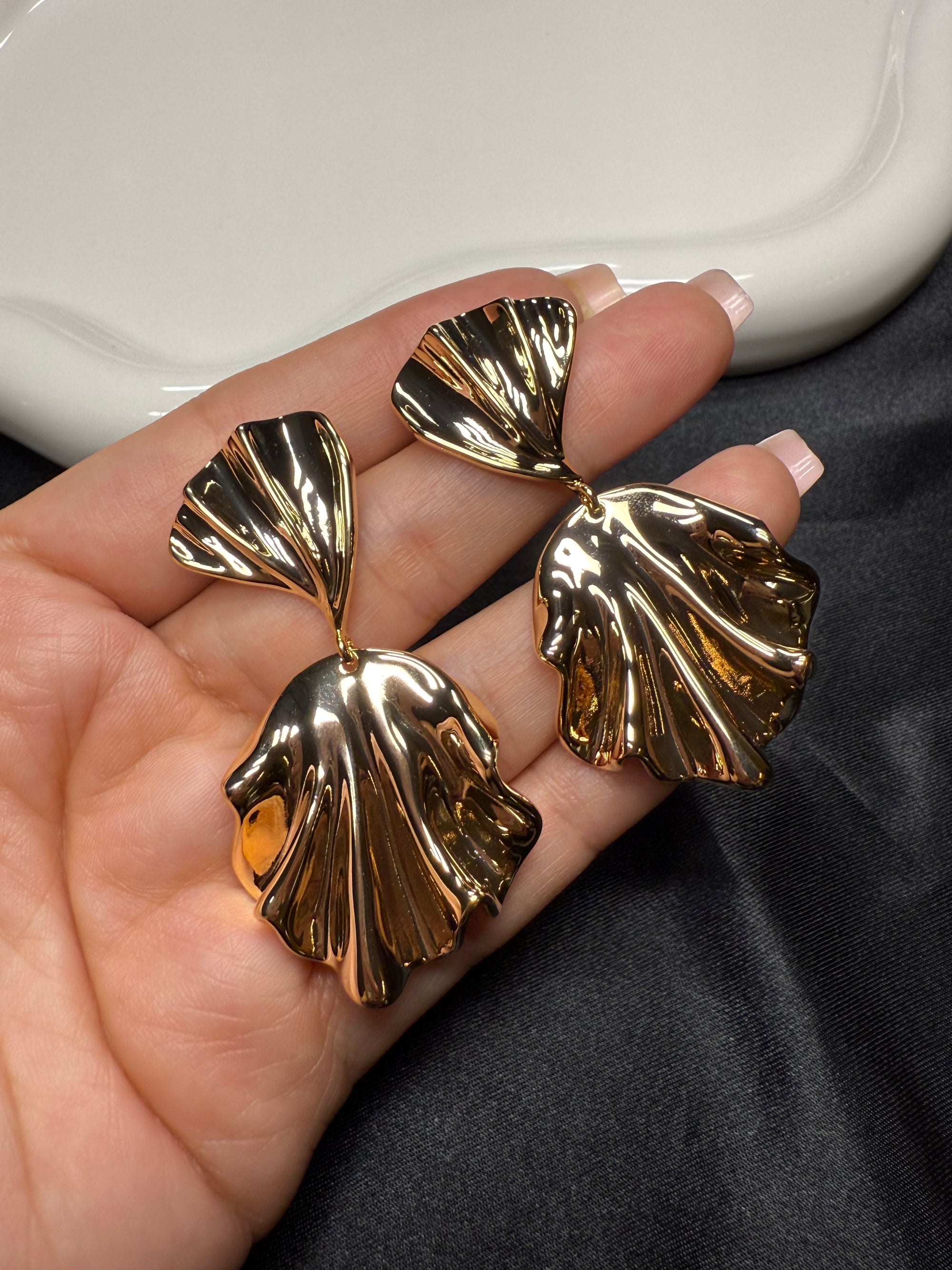 Shell Earrings