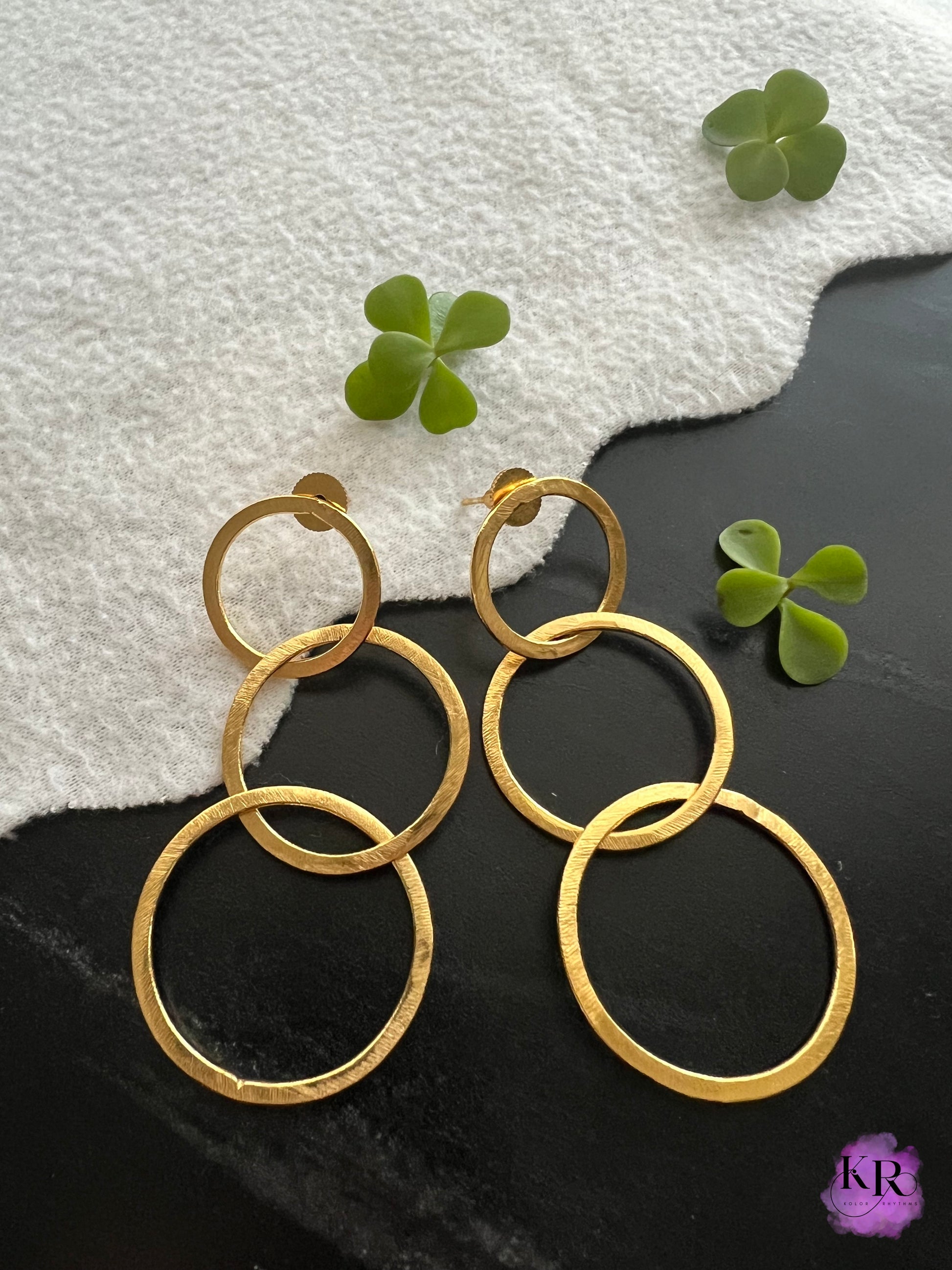 Golden Earrings multi layered - Kolor Rhythms