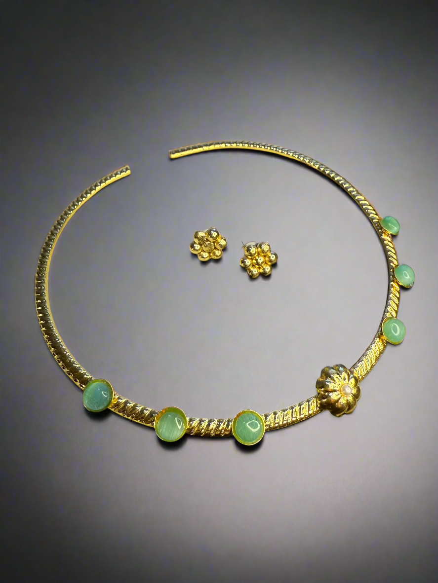 Mint Gold Stone Hasli & Earrings