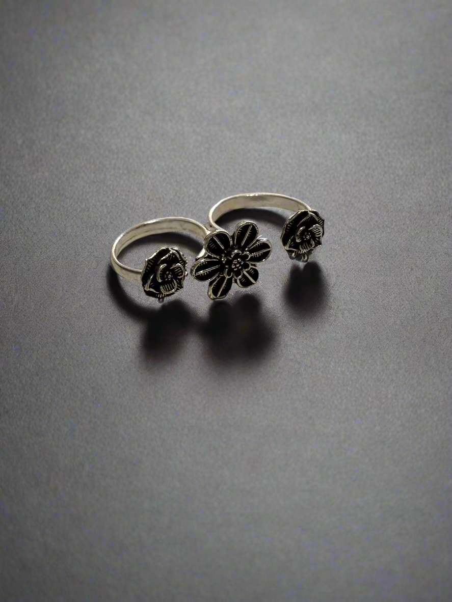 Blck 2 Finger Ring