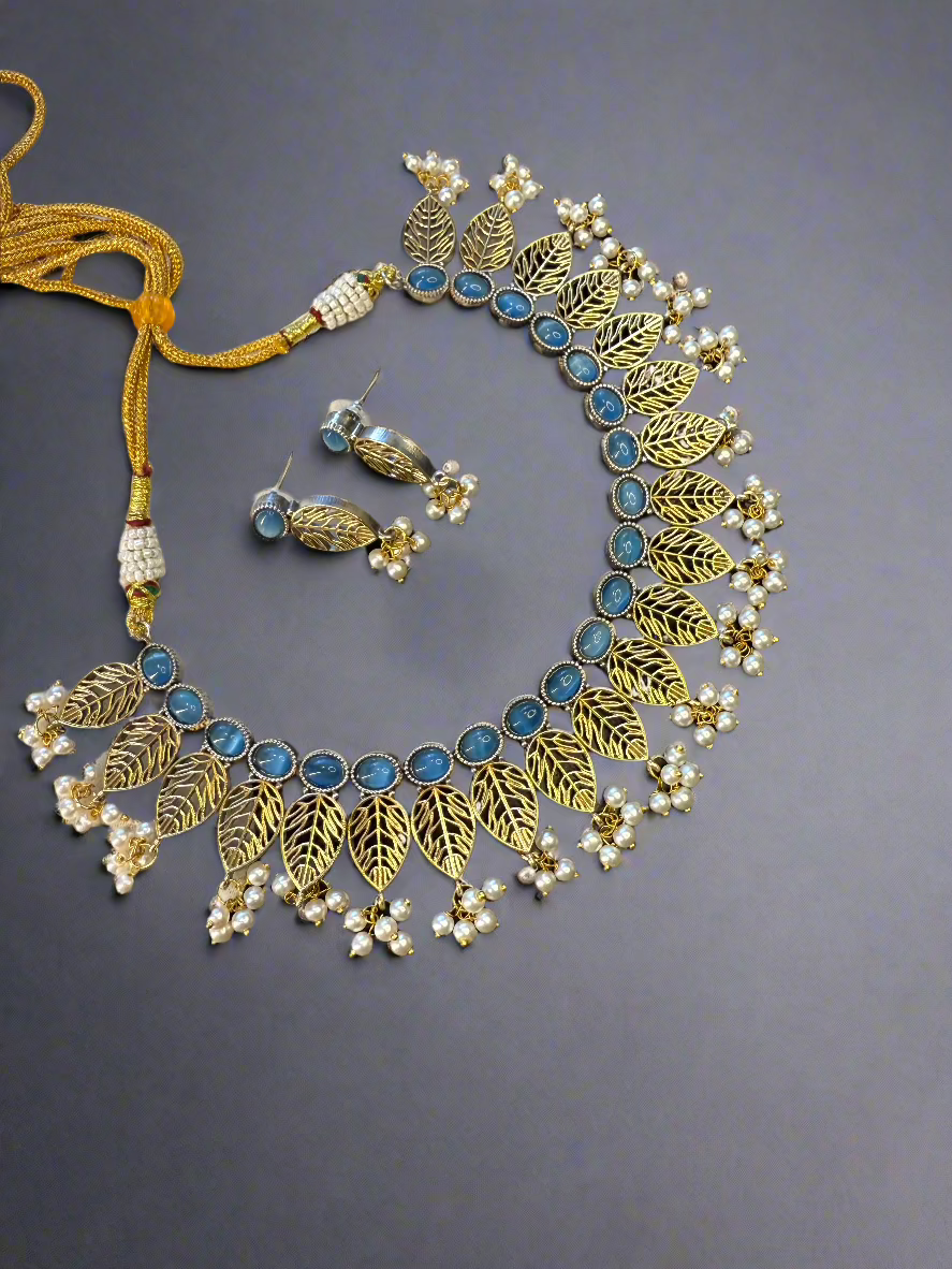 Blue Leaf Choker