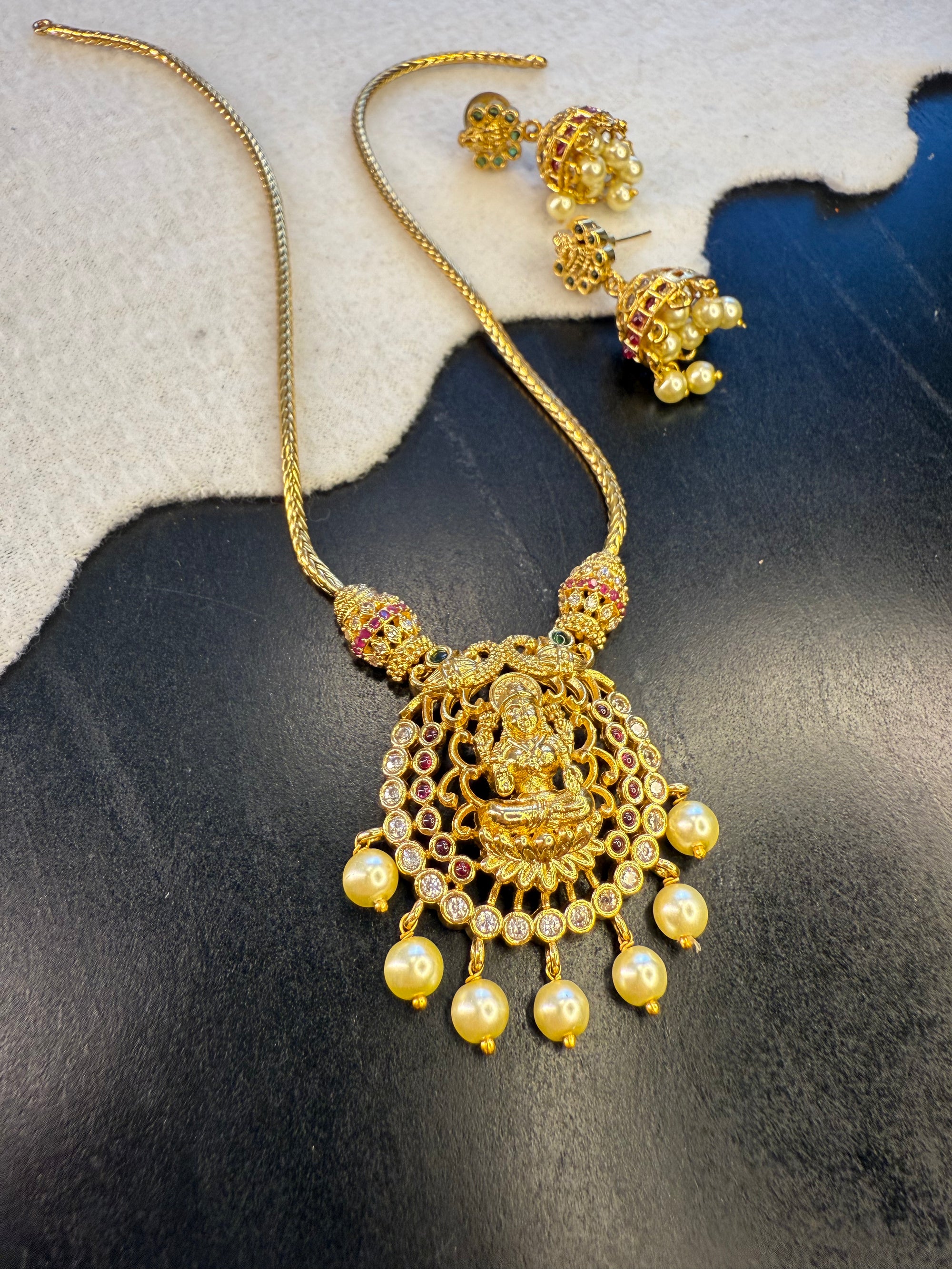 Lakshmi Minimal Necklace