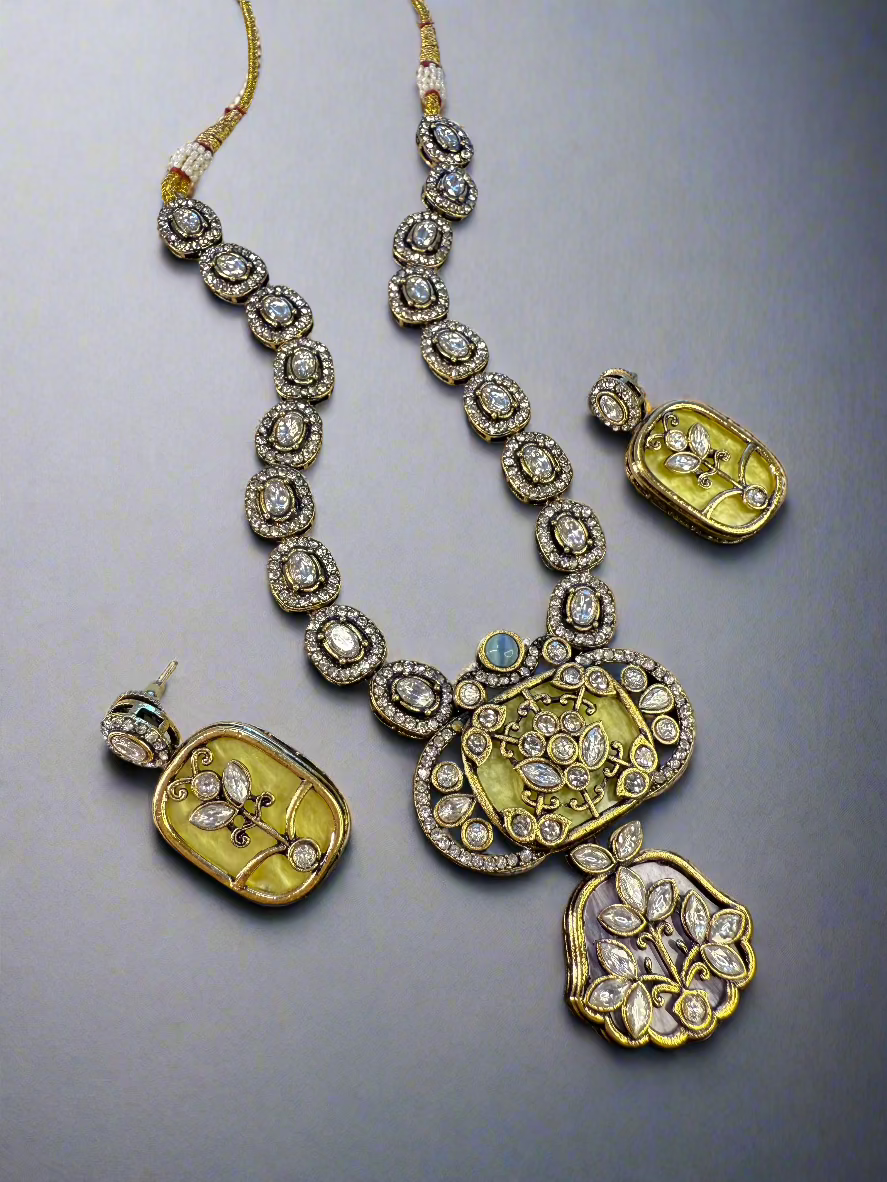 Vintage Style Necklace - Yellow, Purple.