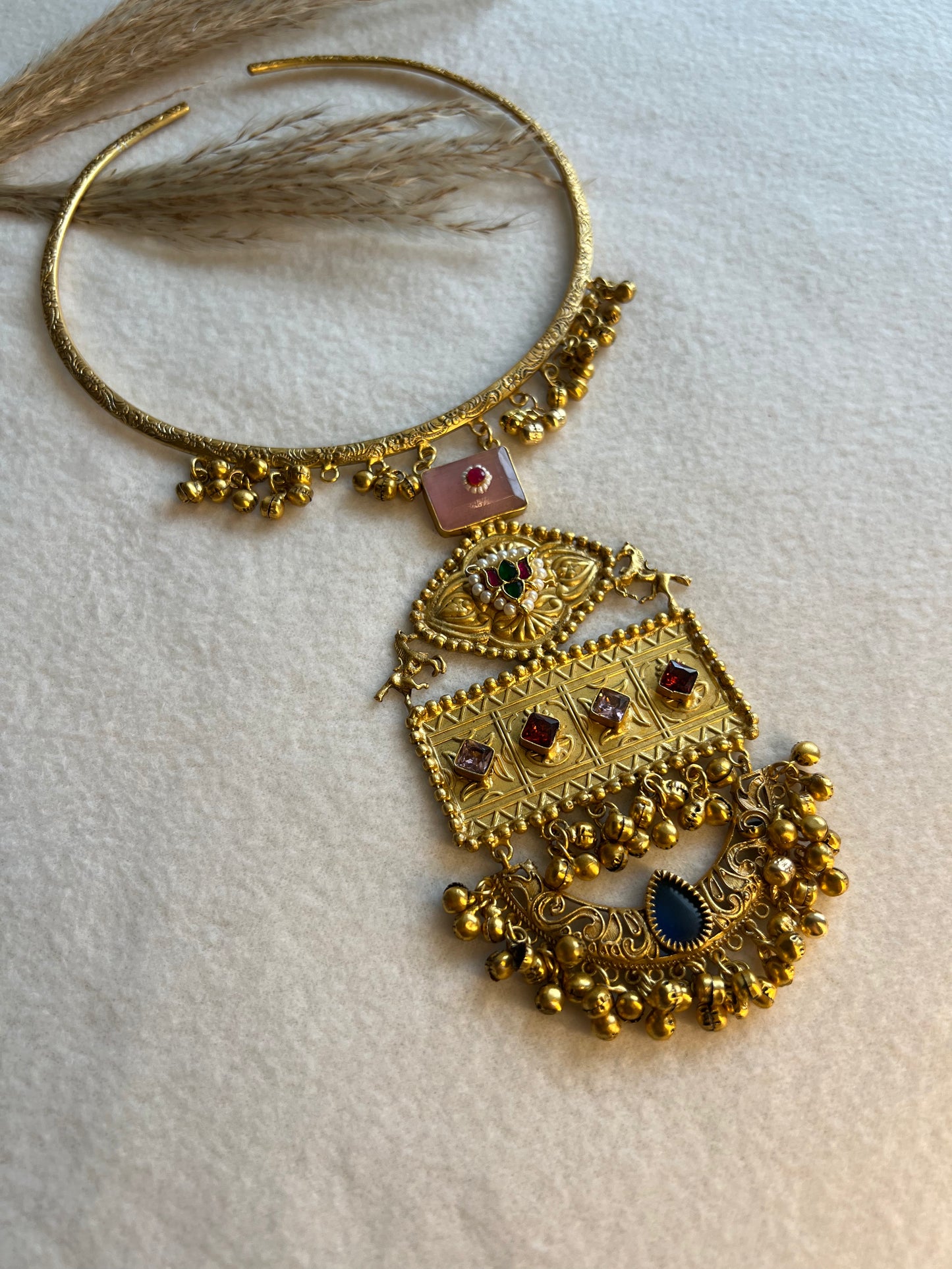 Golden Pendant Hasli - Kolor Rhythms
