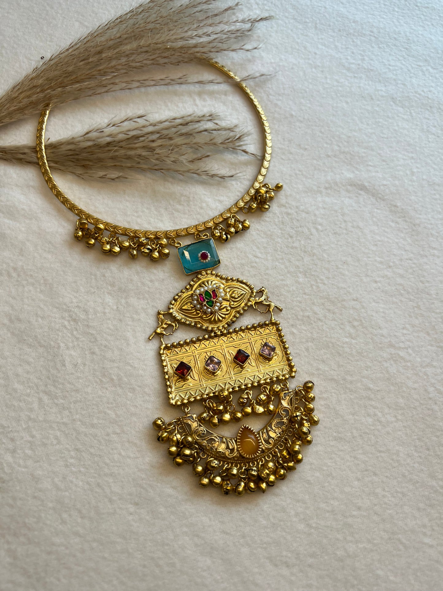 Golden Pendant Hasli - Kolor Rhythms