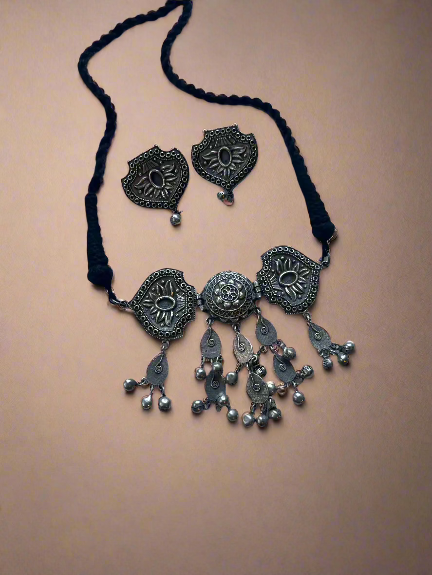 Oxidized Hasli Set - Kolor Rhythms