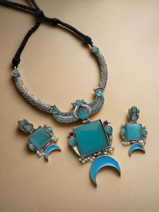 Semi Hasli Necklace - Kolor Rhythms
