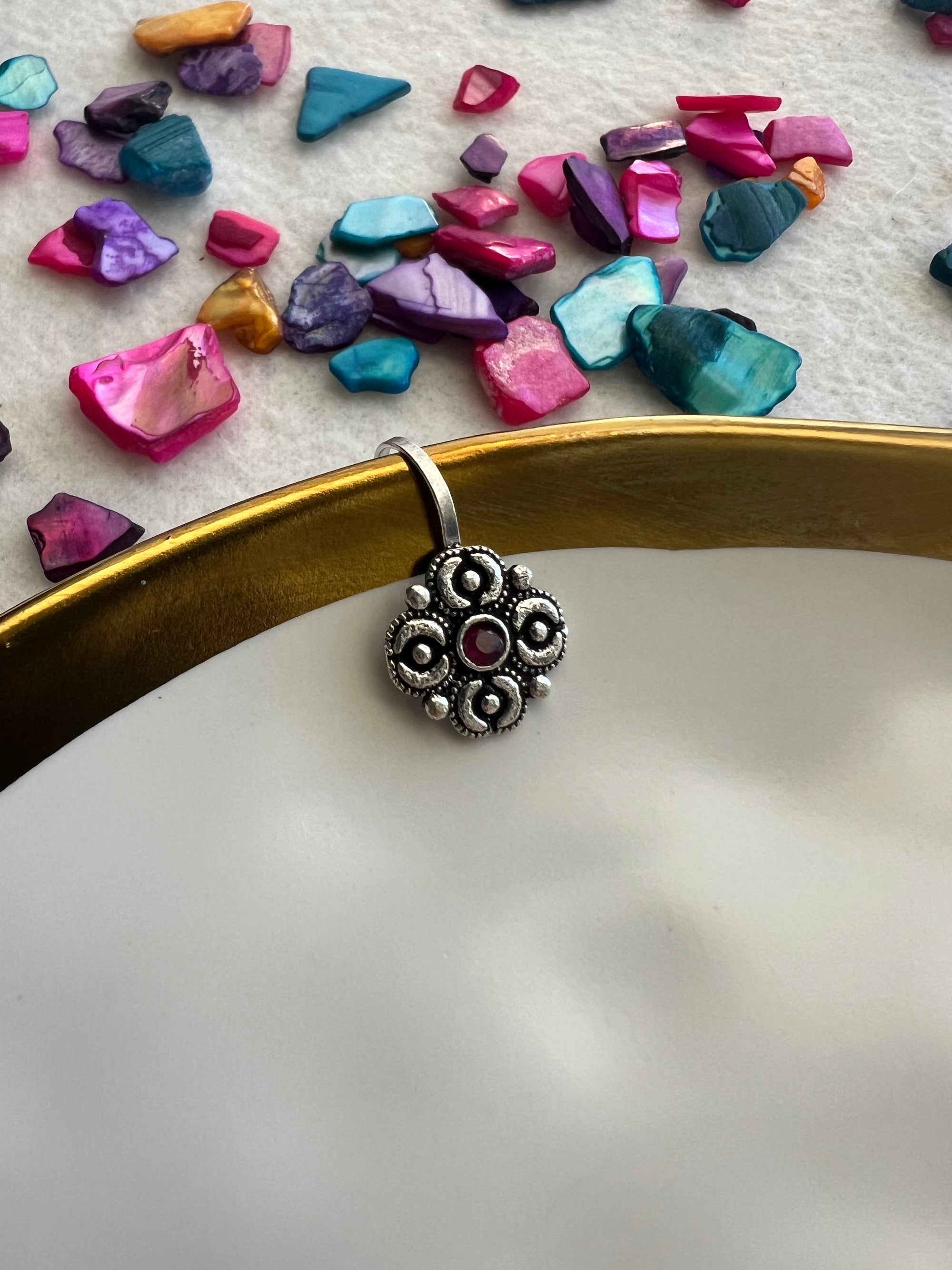 Traditional Nose Pin - Non Pierce - Kolor Rhythms