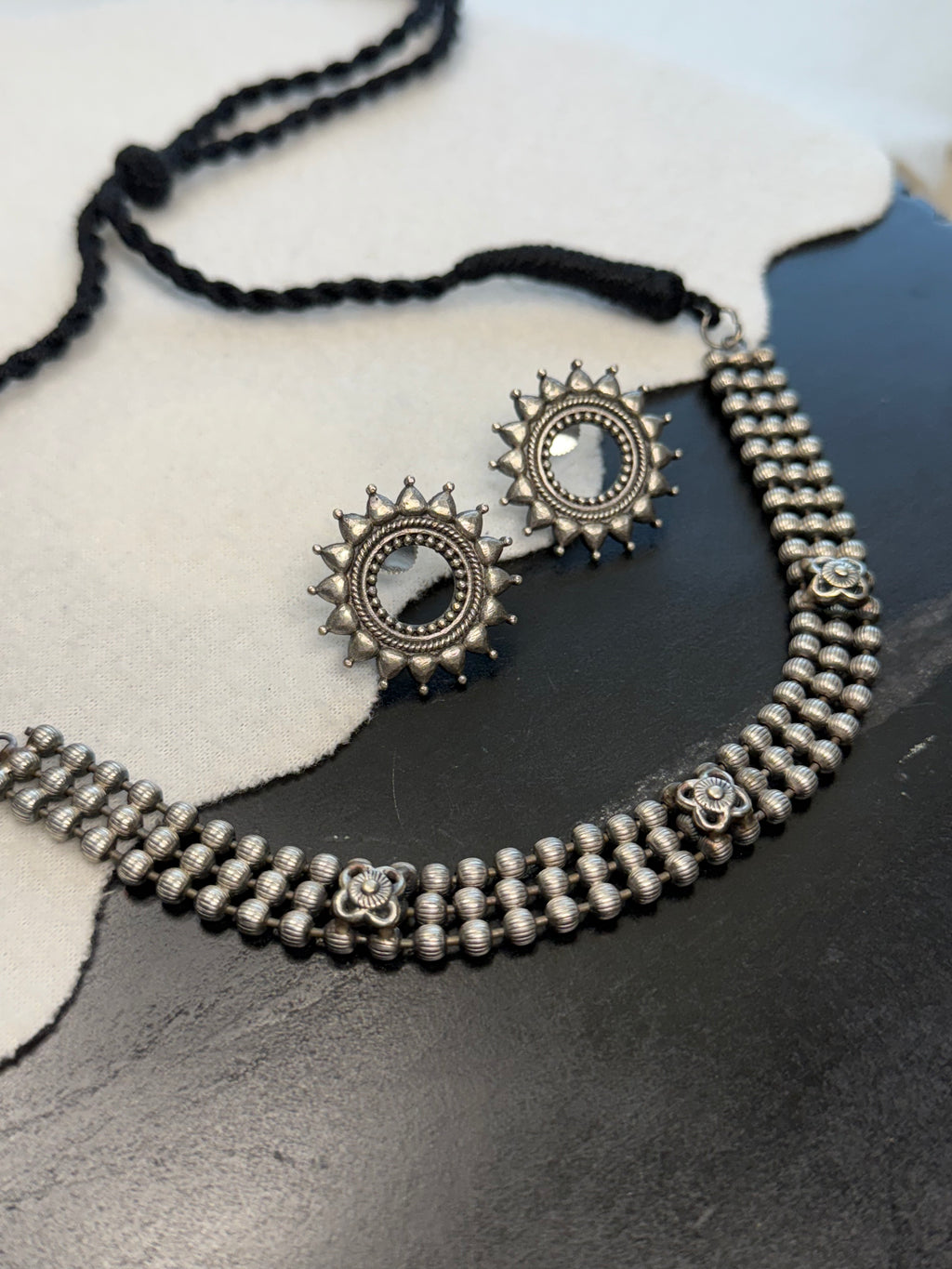 Sleek Oxidized Choker