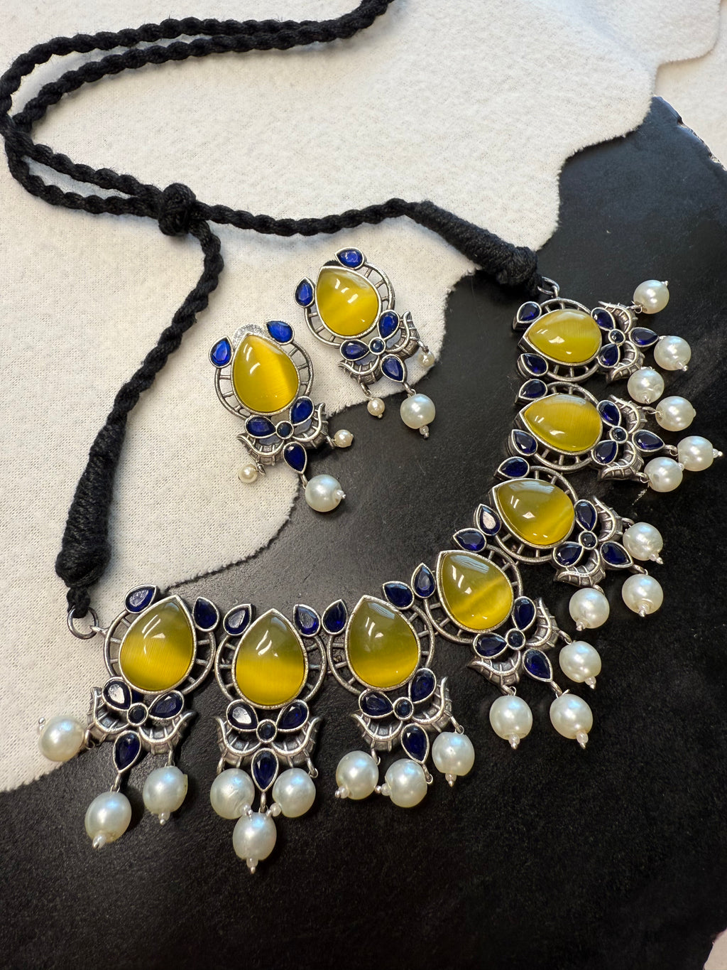 Yellow-Blue Choker