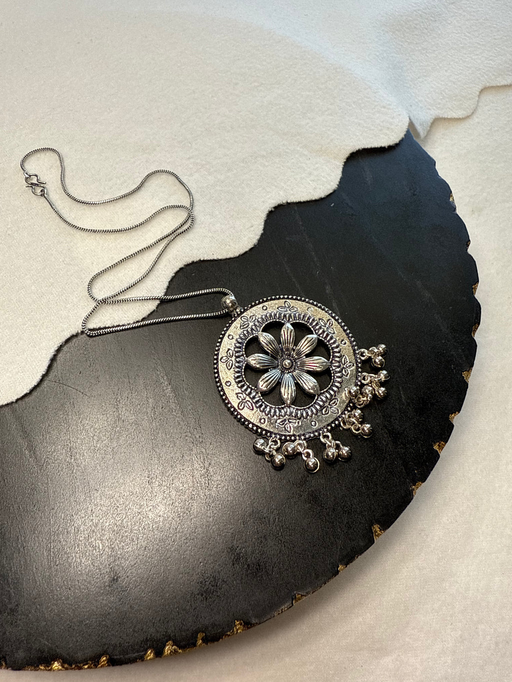 Round Pendant Necklace
