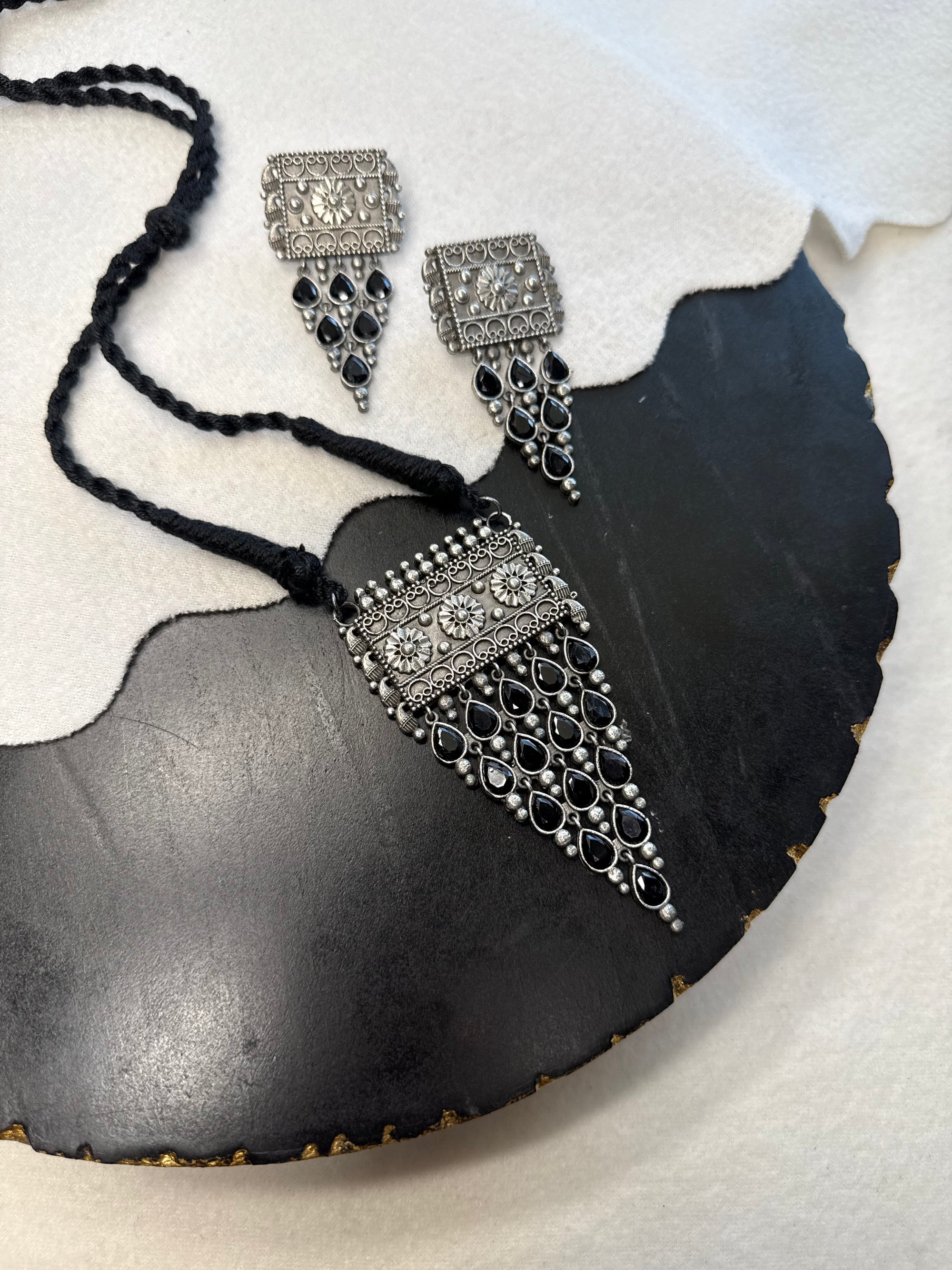 Black Beads Necklace