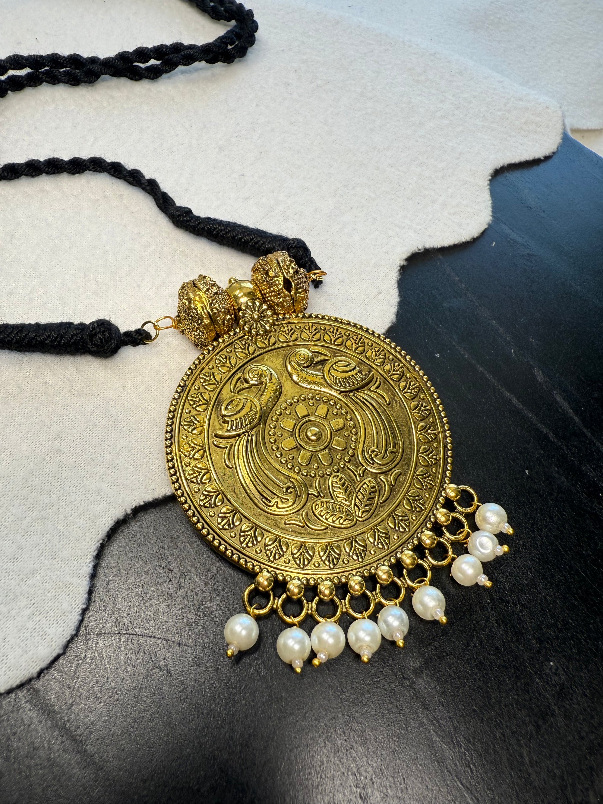 Beautiful Gold Pendant Necklace