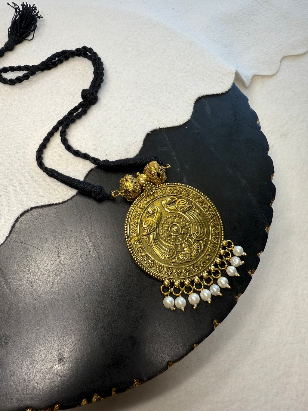 Beautiful Gold Pendant Necklace