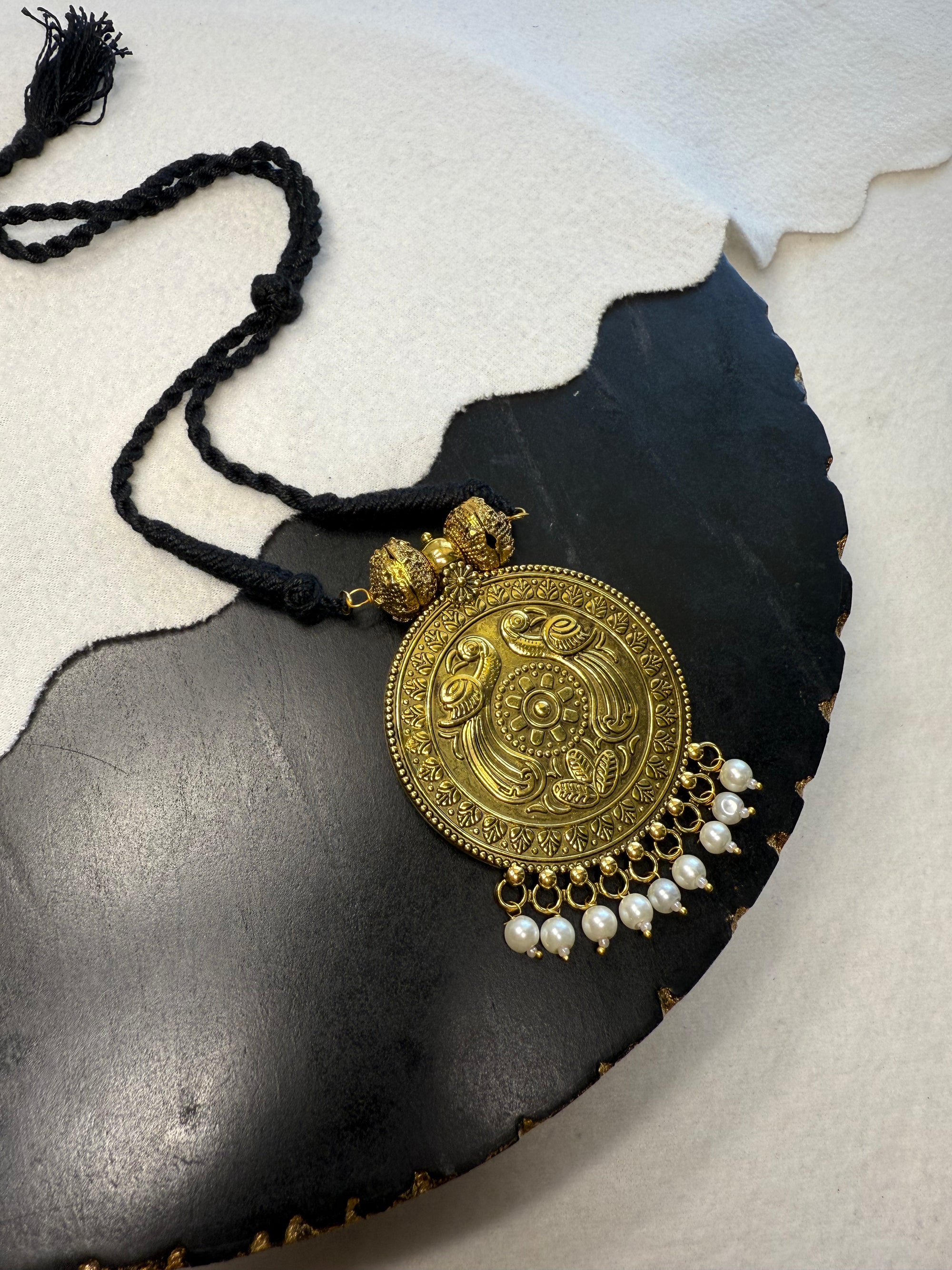 Beautiful Gold Pendant Necklace