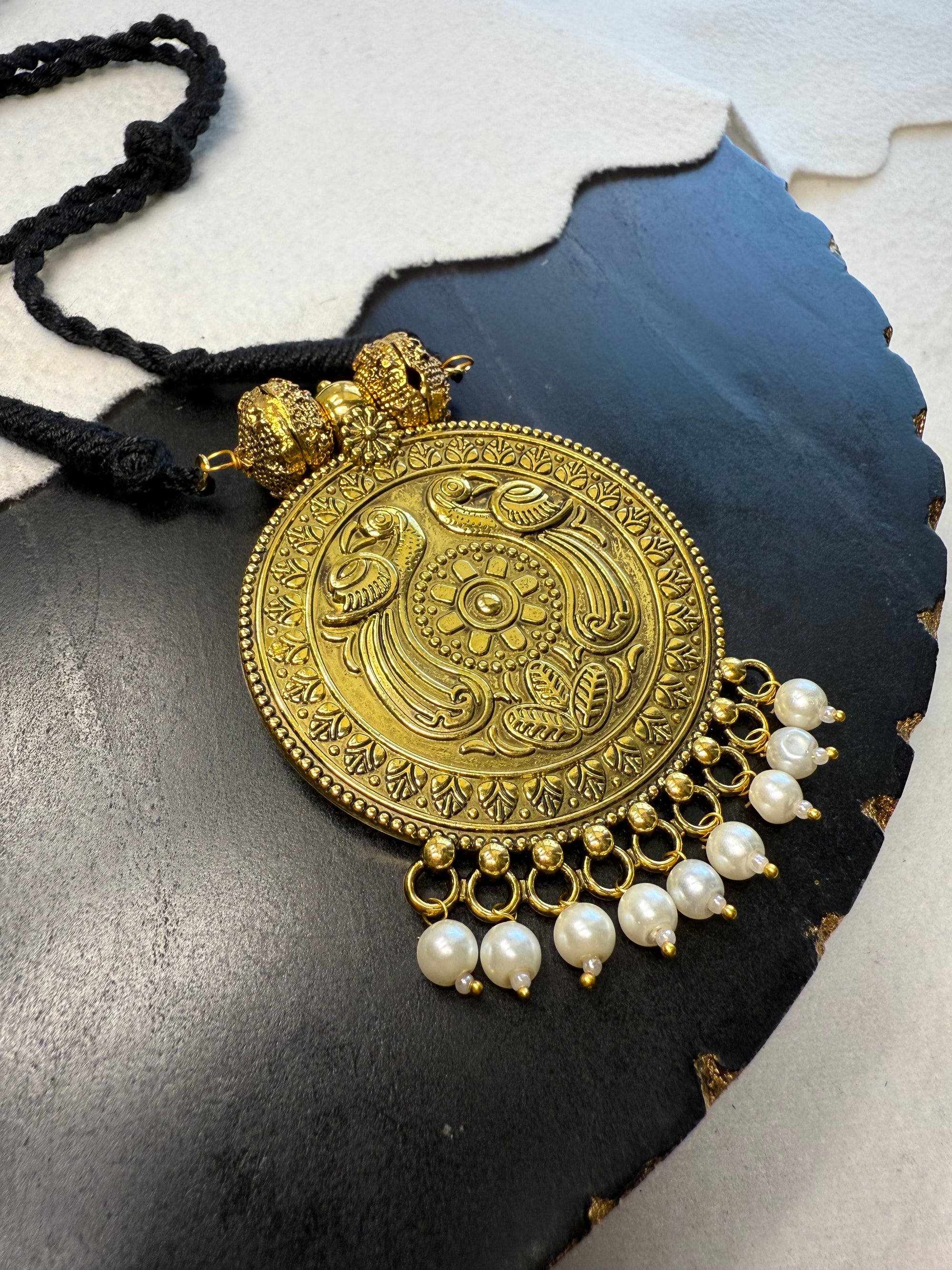 Beautiful Gold Pendant Necklace