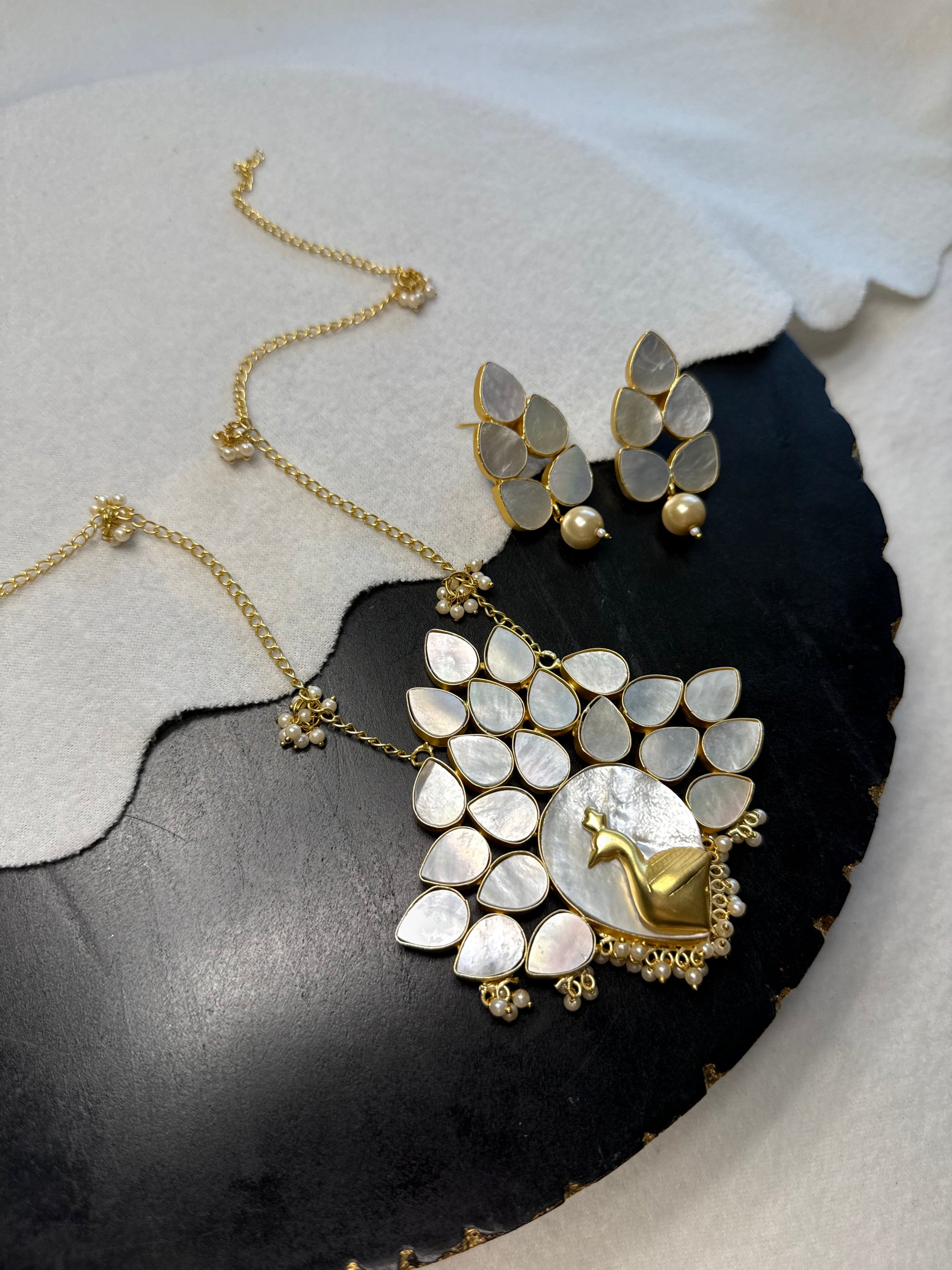 Natural White Stone Necklace