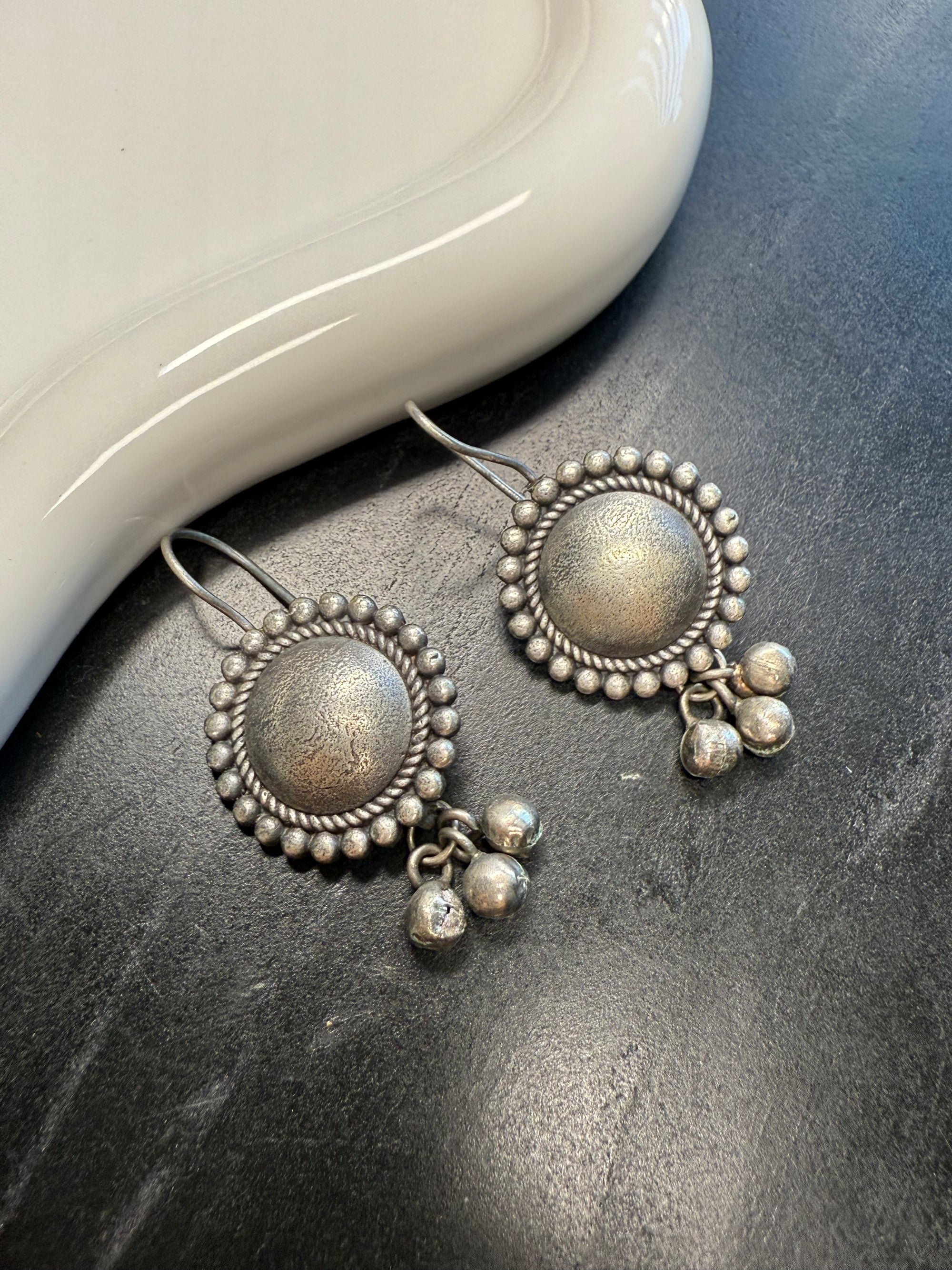 Round Hangings
