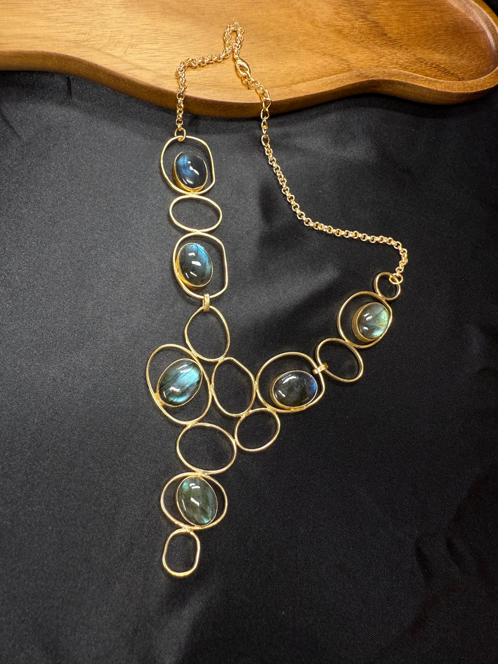 Beautiful Stone Design Necklace