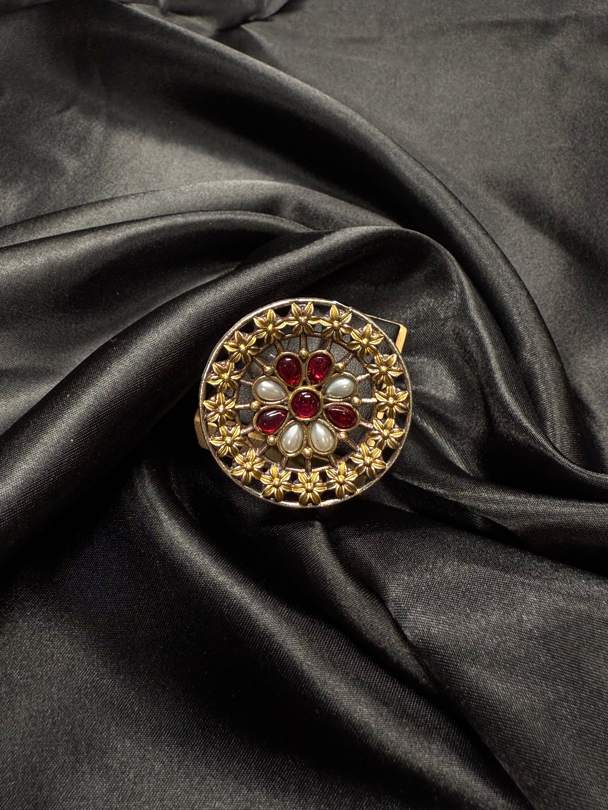 Floral Round Ring