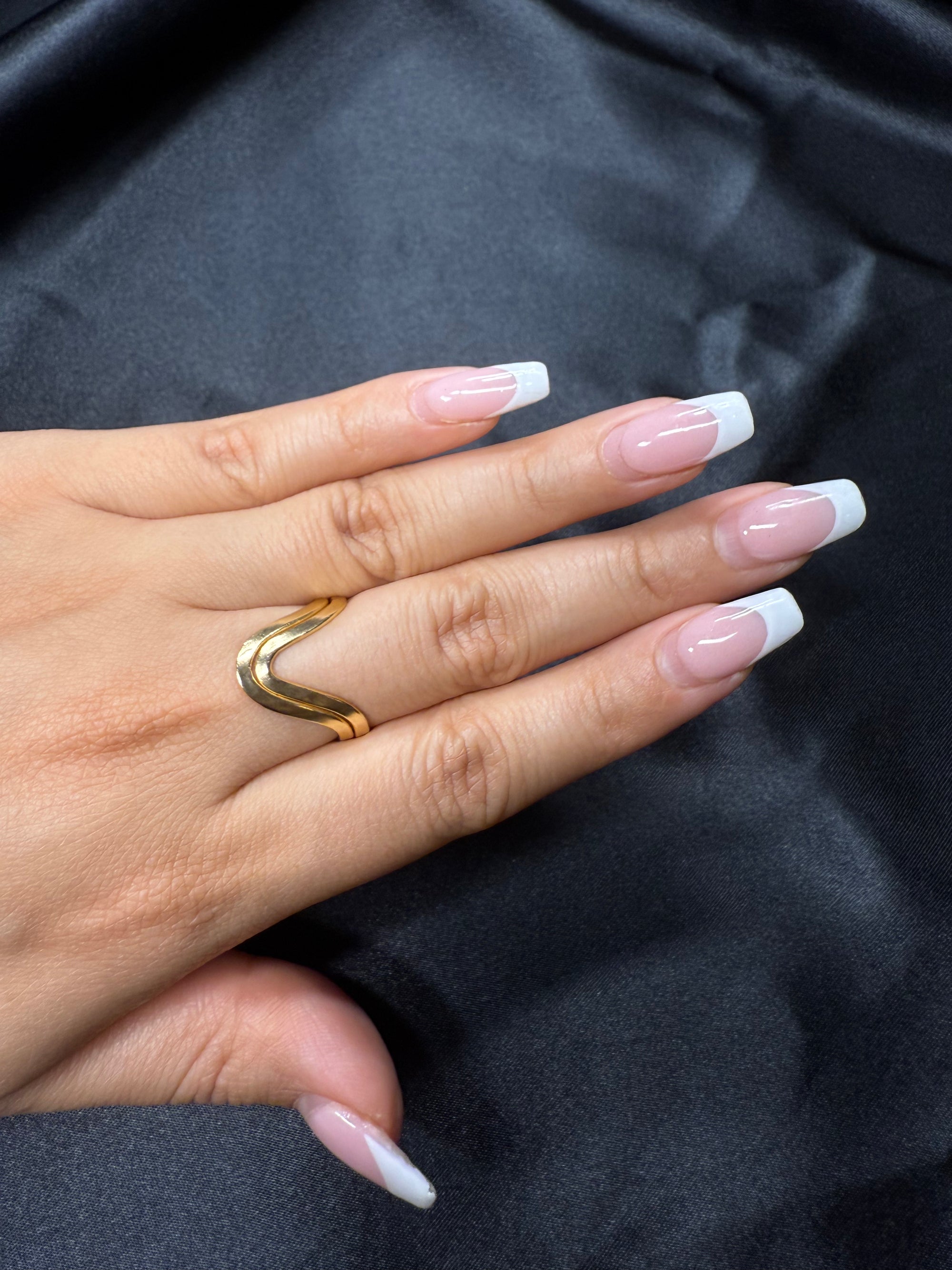 Wavy Ring