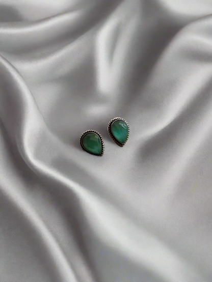 Mini Teardrop Studs