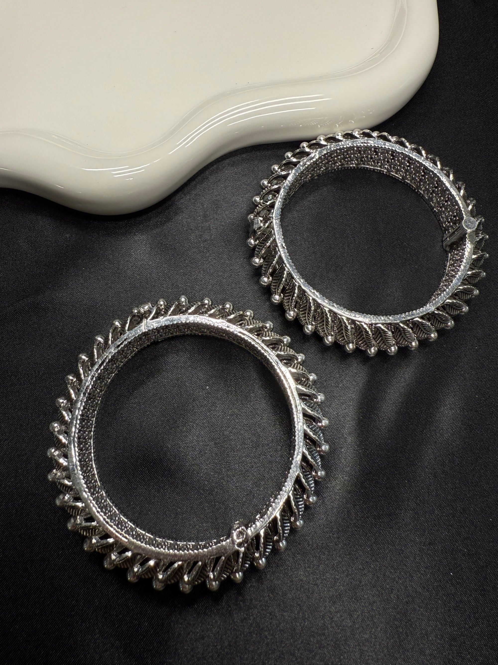 Stunning Silver Kadas - Pair