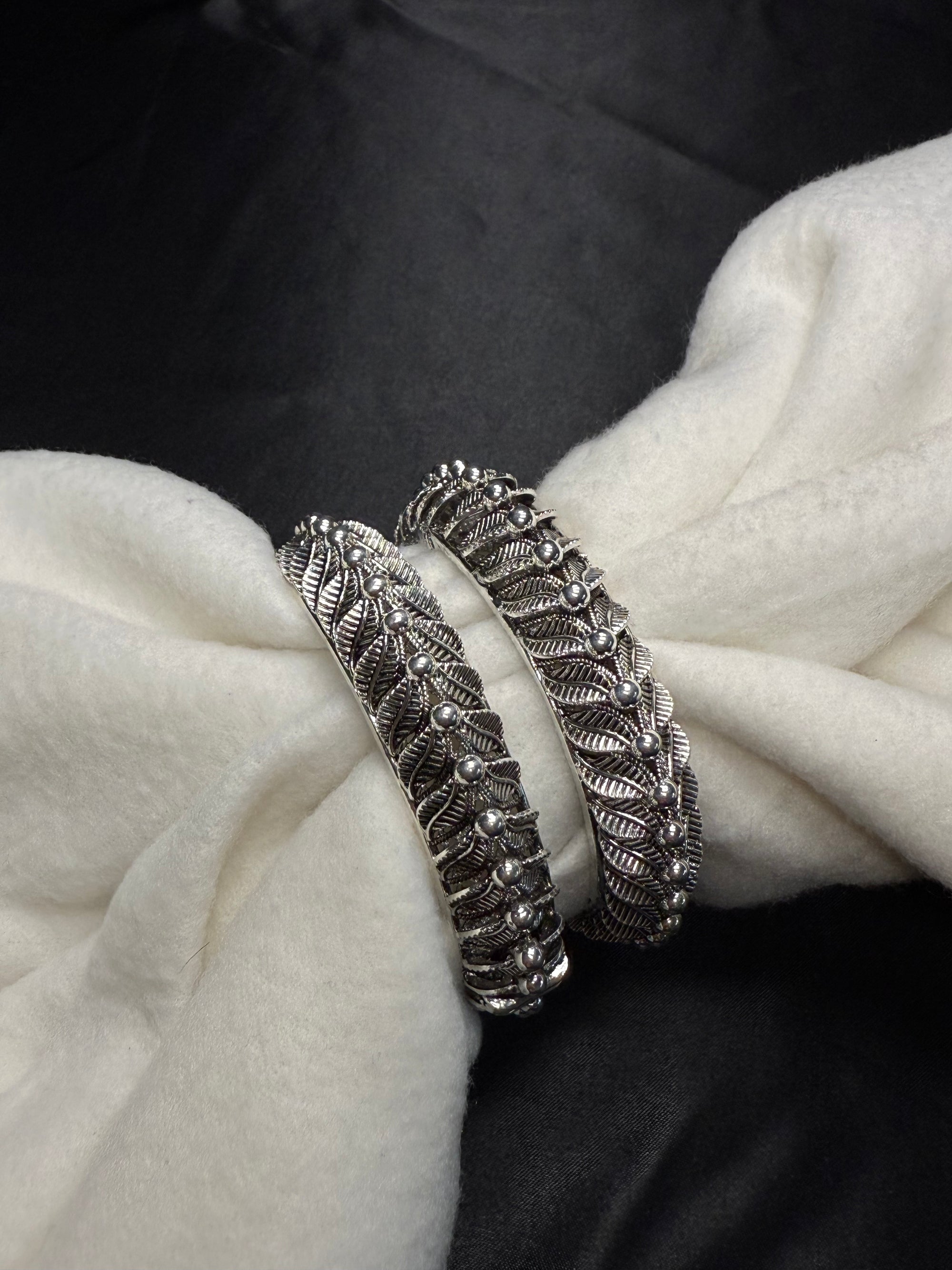 Stunning Silver Kadas - Pair