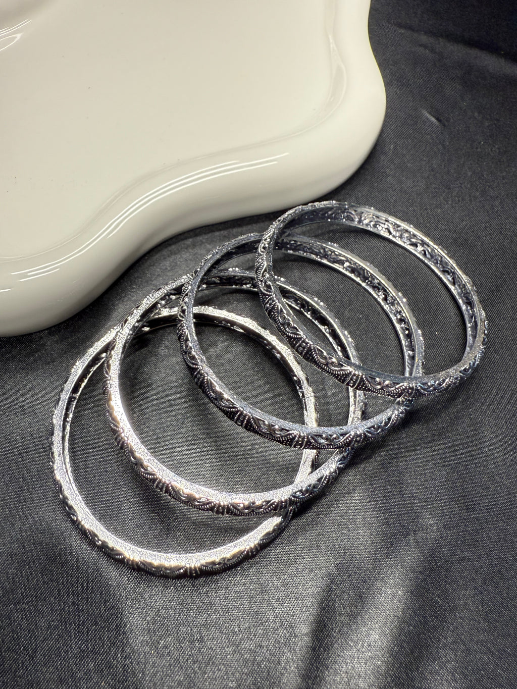 Sleek Silver Bangles 2x4