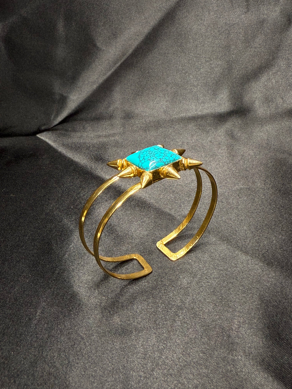 Bright Stone Bracelet