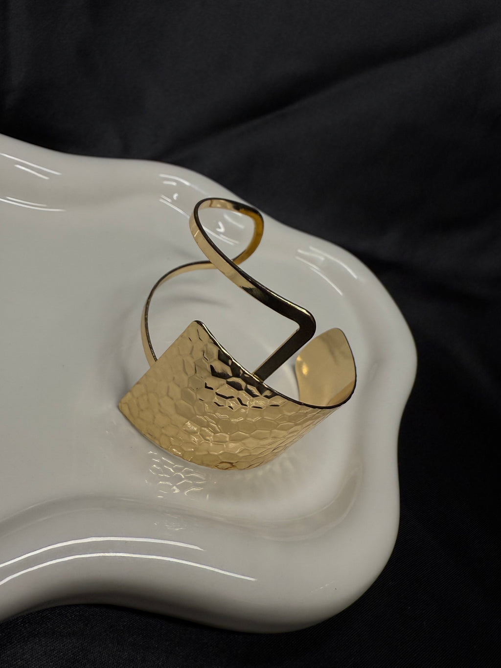 Minimal Gold Bracelet