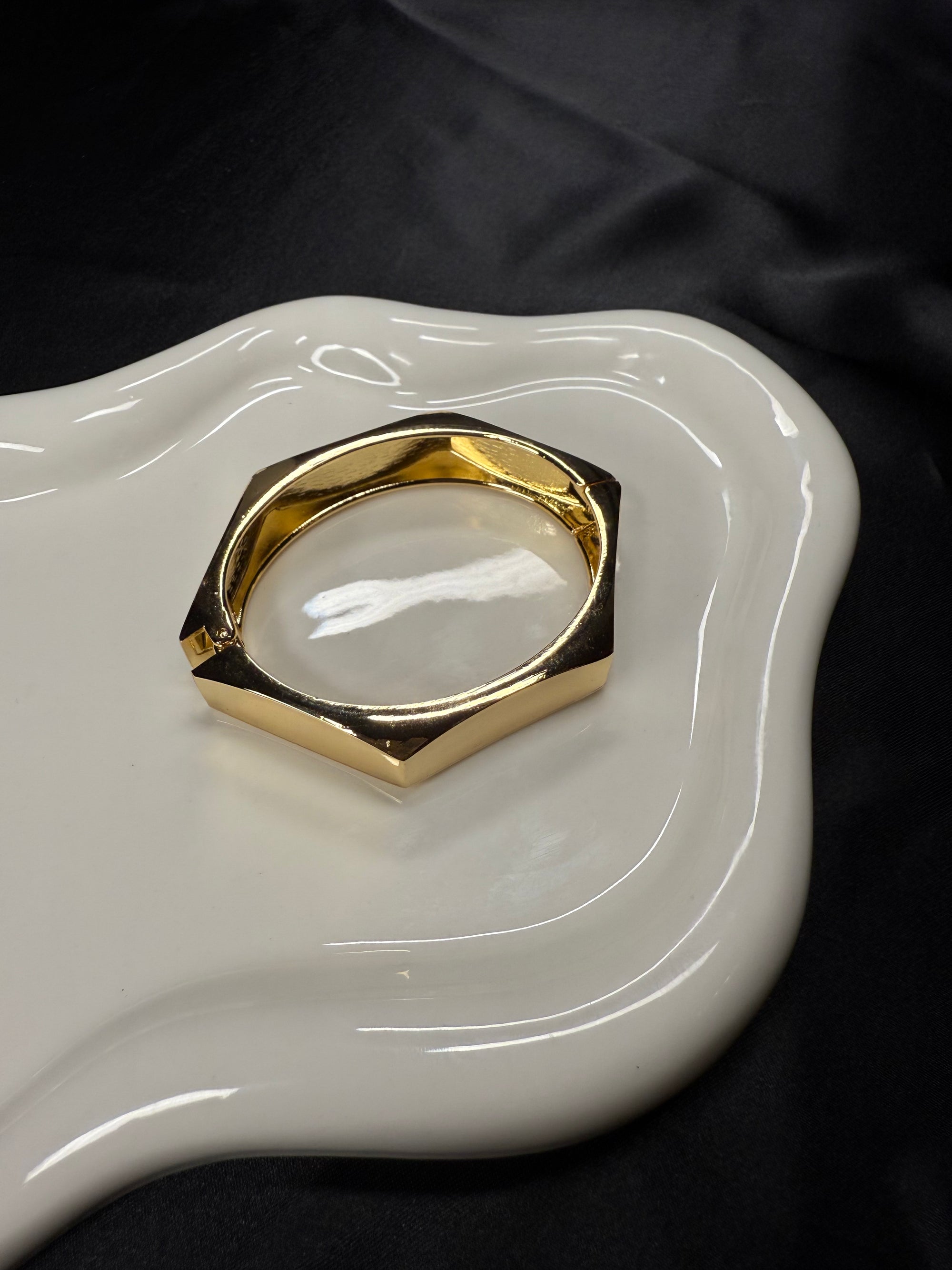 Hex Bracelet - Gold Polish