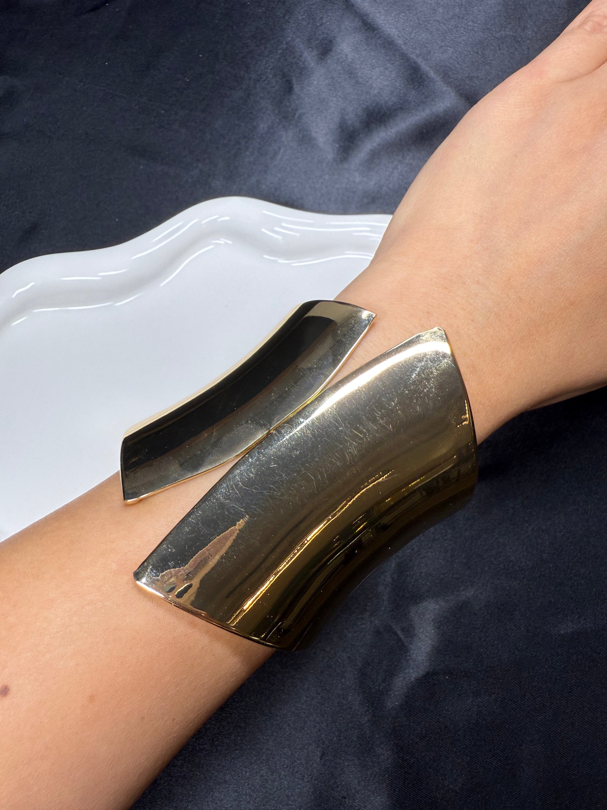 Edgy Arm Cuff