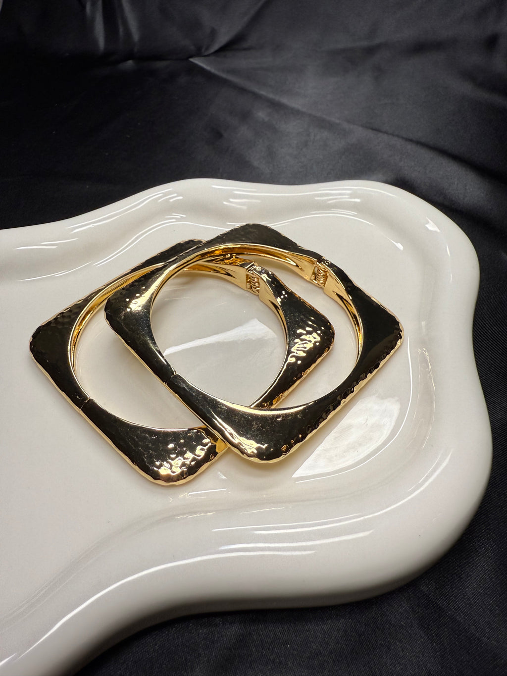 Thin Square Bracelet - Single