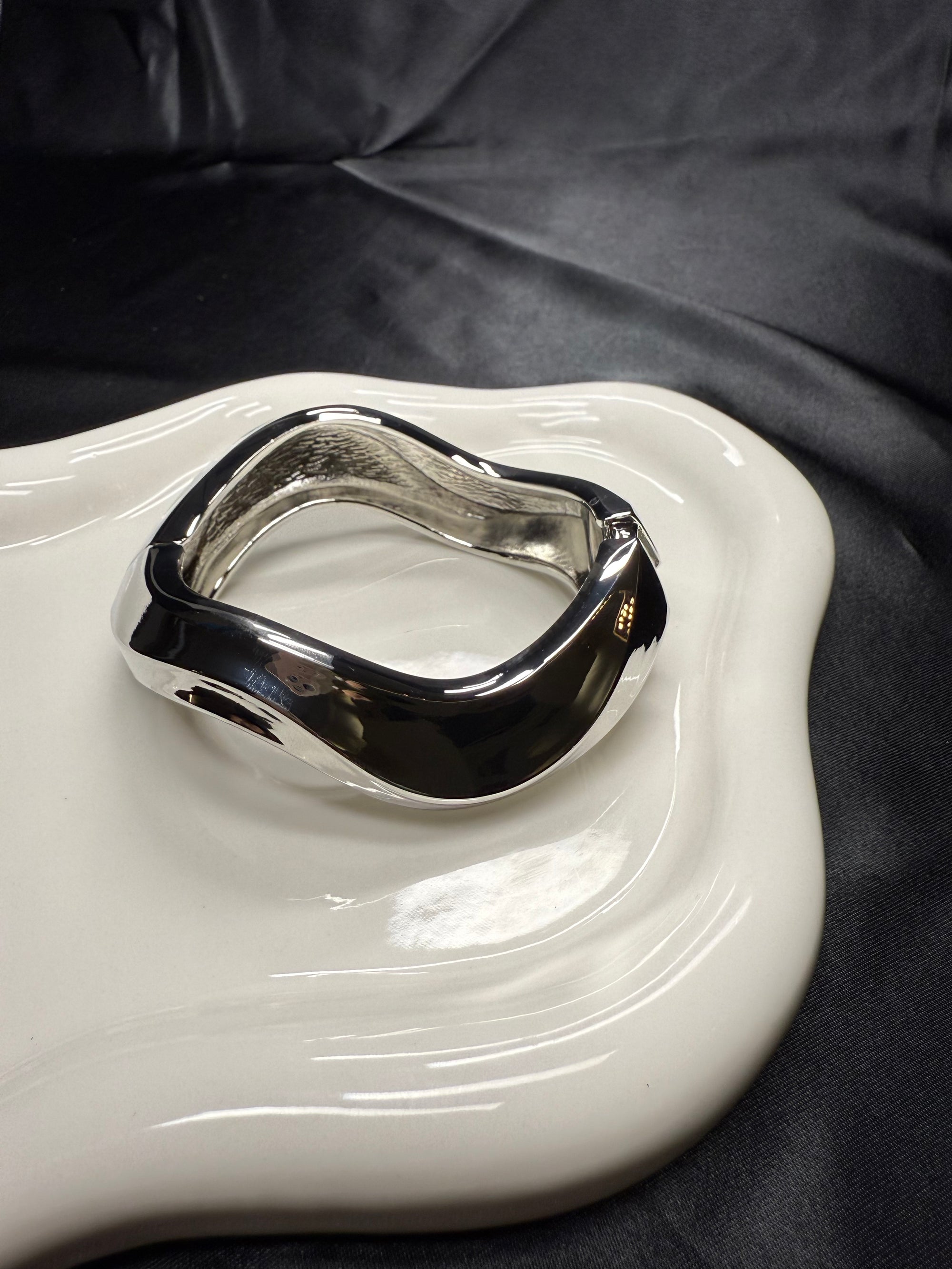 Wavy Silver Bracelet