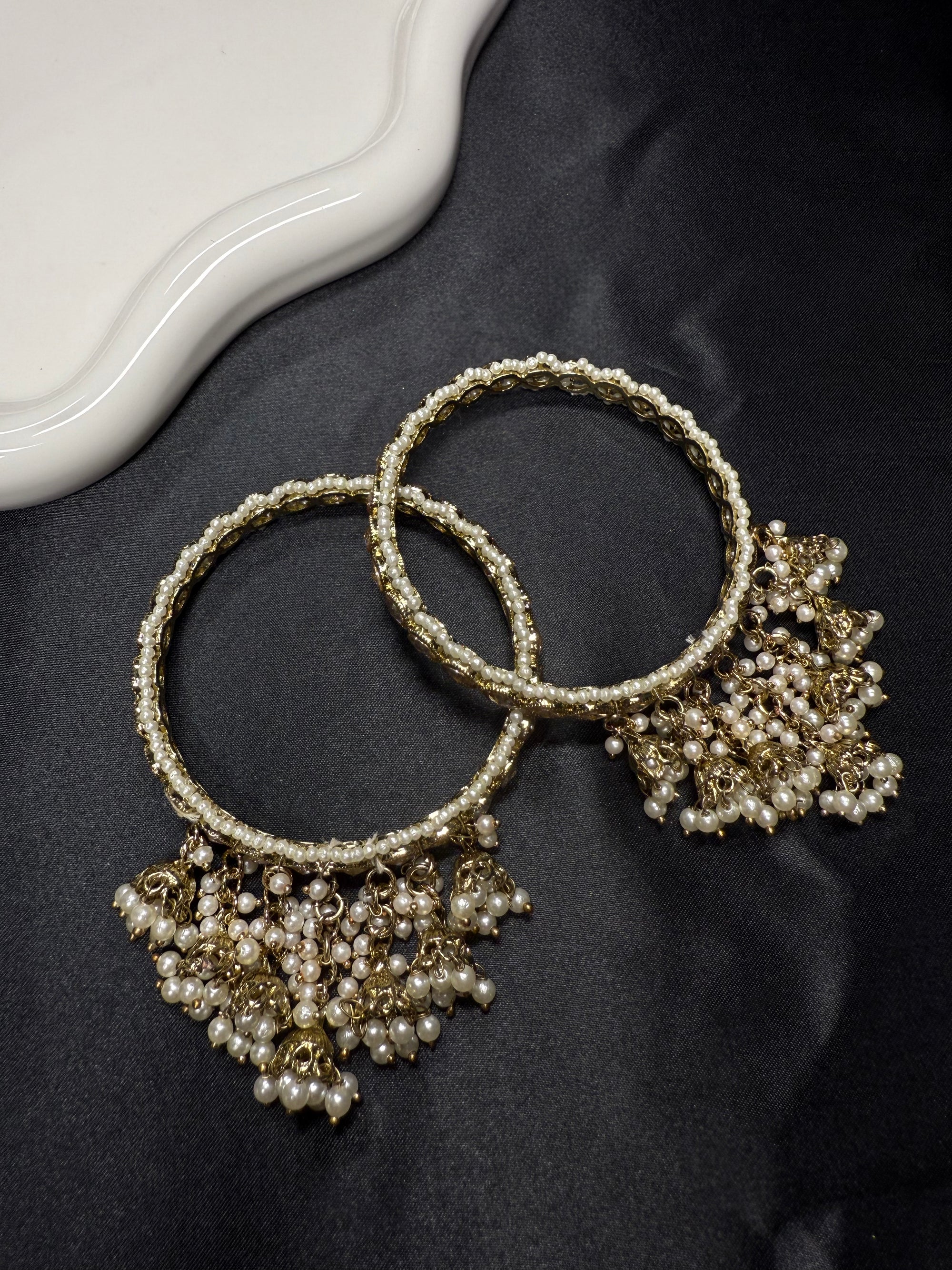 Pearl & Jhumki Hangings - Bangles - 2.6'