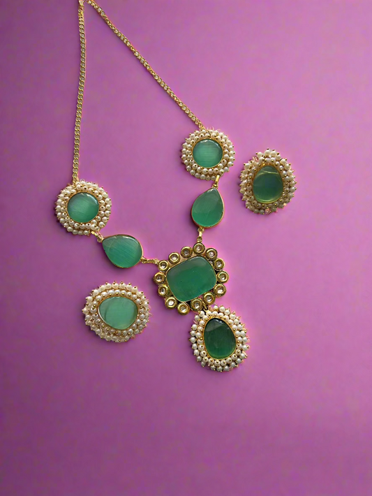 Monalisa Pearl Necklace