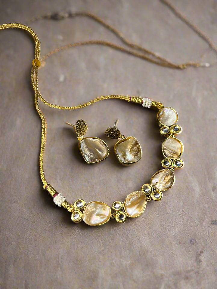 Mother of Pearl Choker