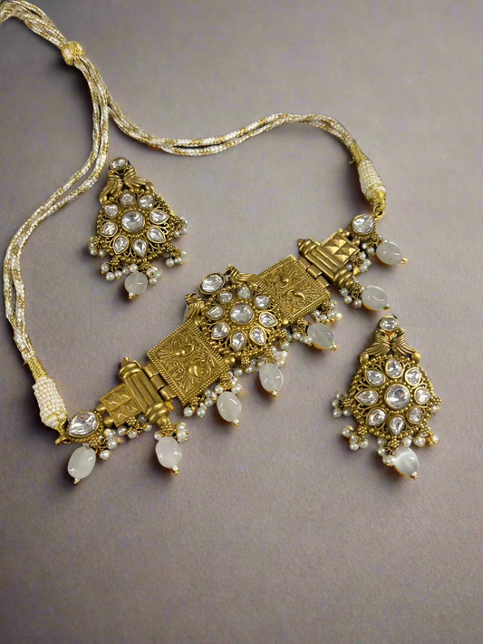 Golden White Choker