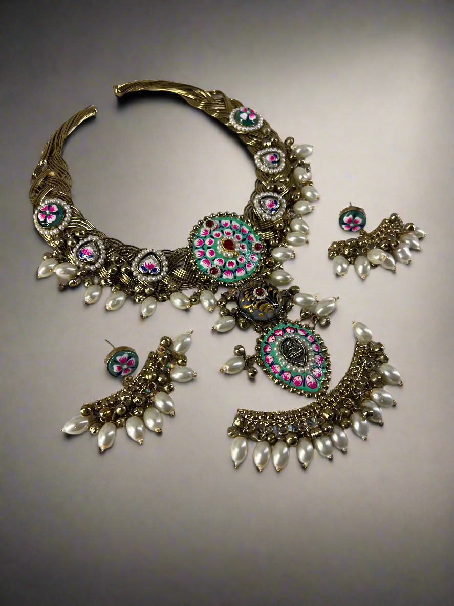 Meenakari Statement Hasli