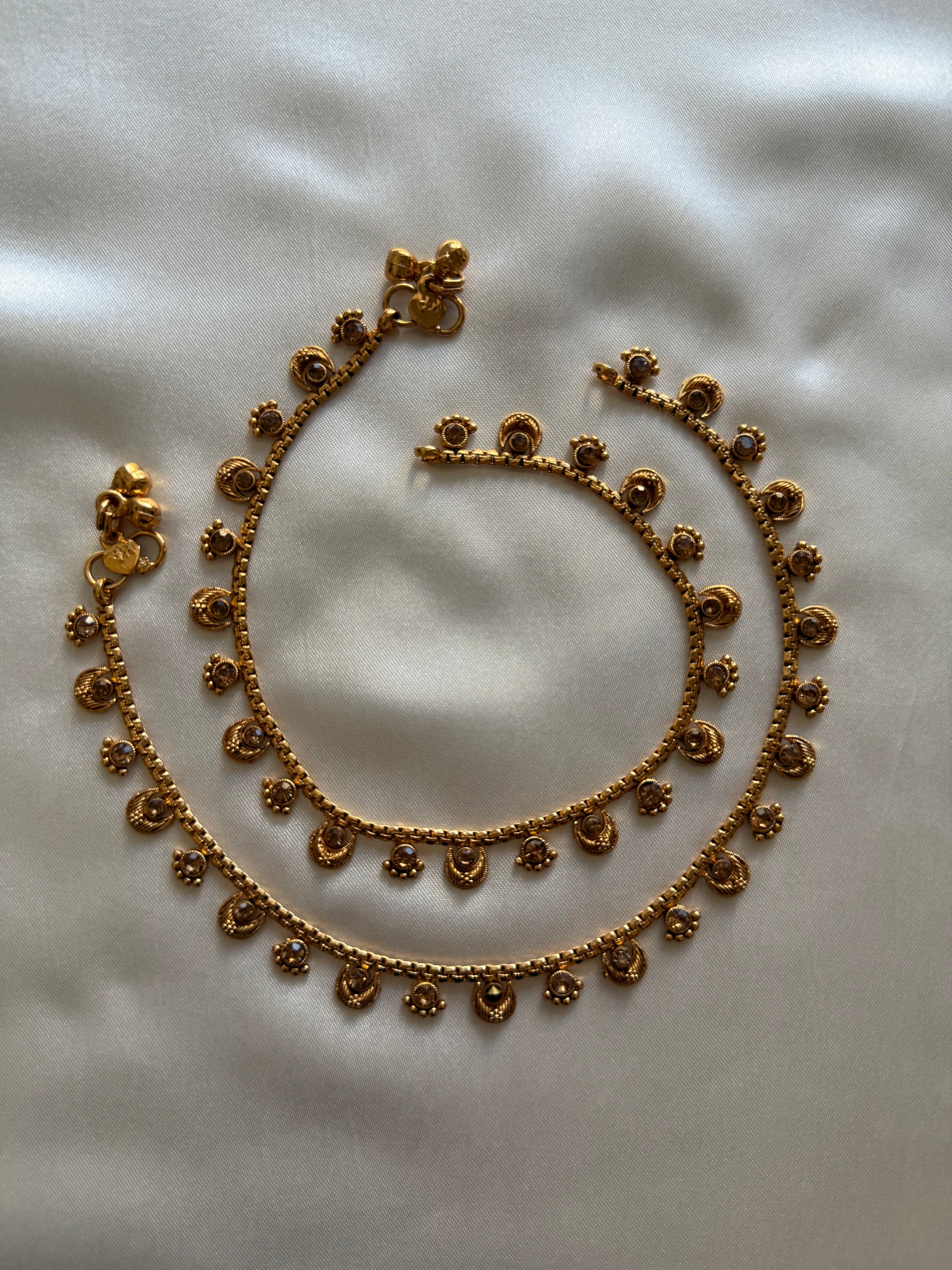 Sleek Anklet