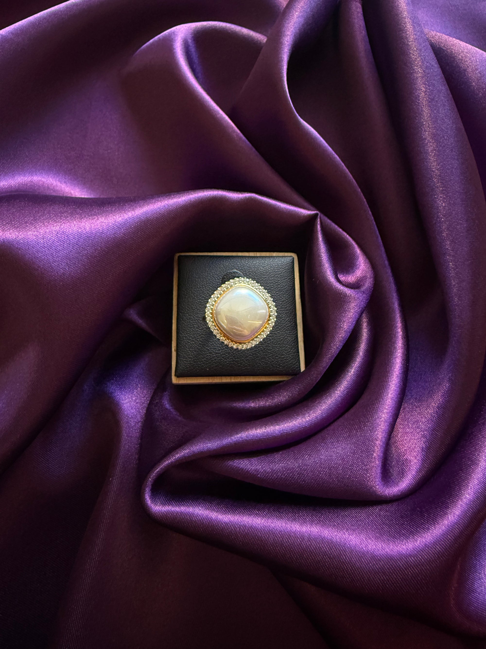 Classic Pearl Ring