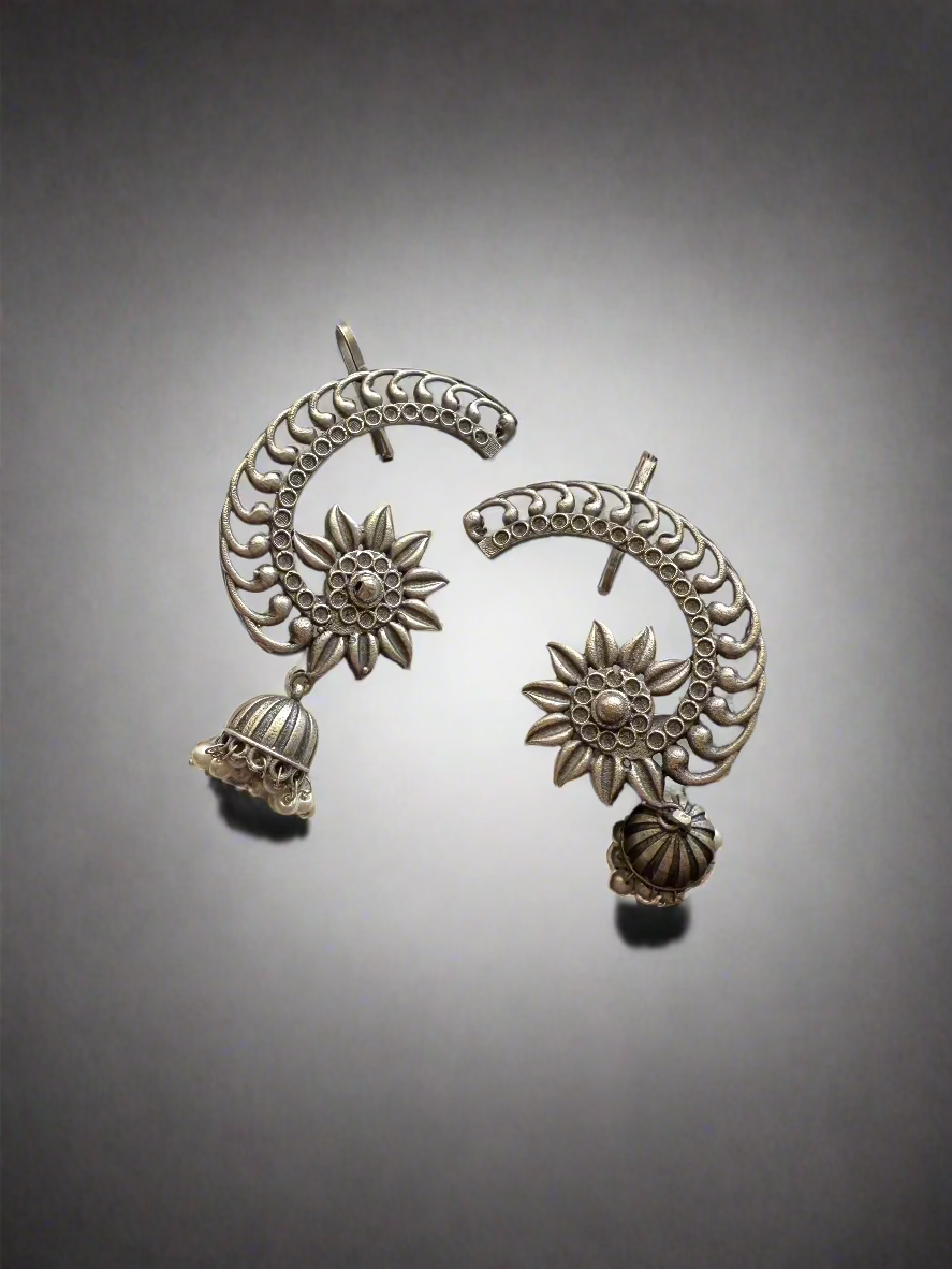 Comma Earcuffs