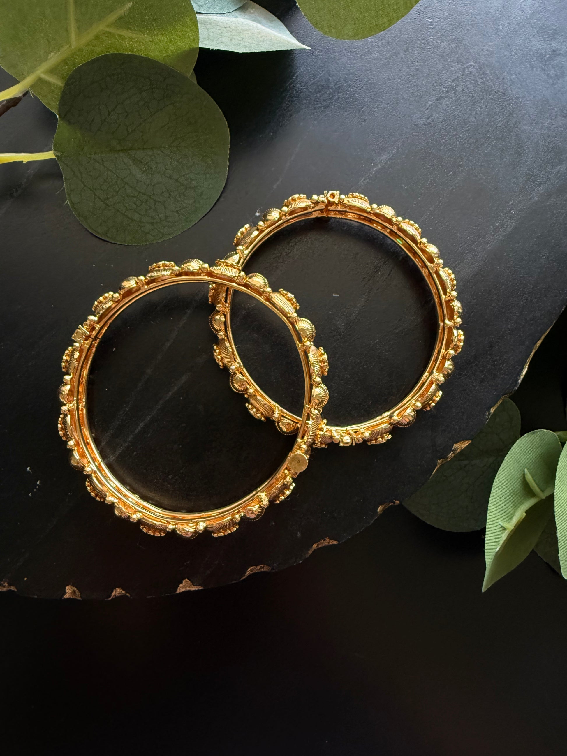 Sleek Statement Kadas