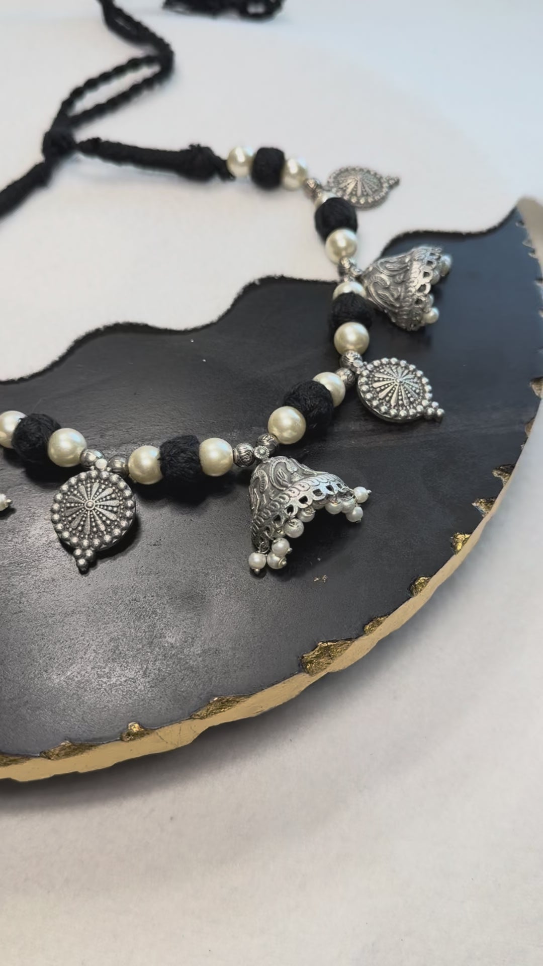 Tribal Choker