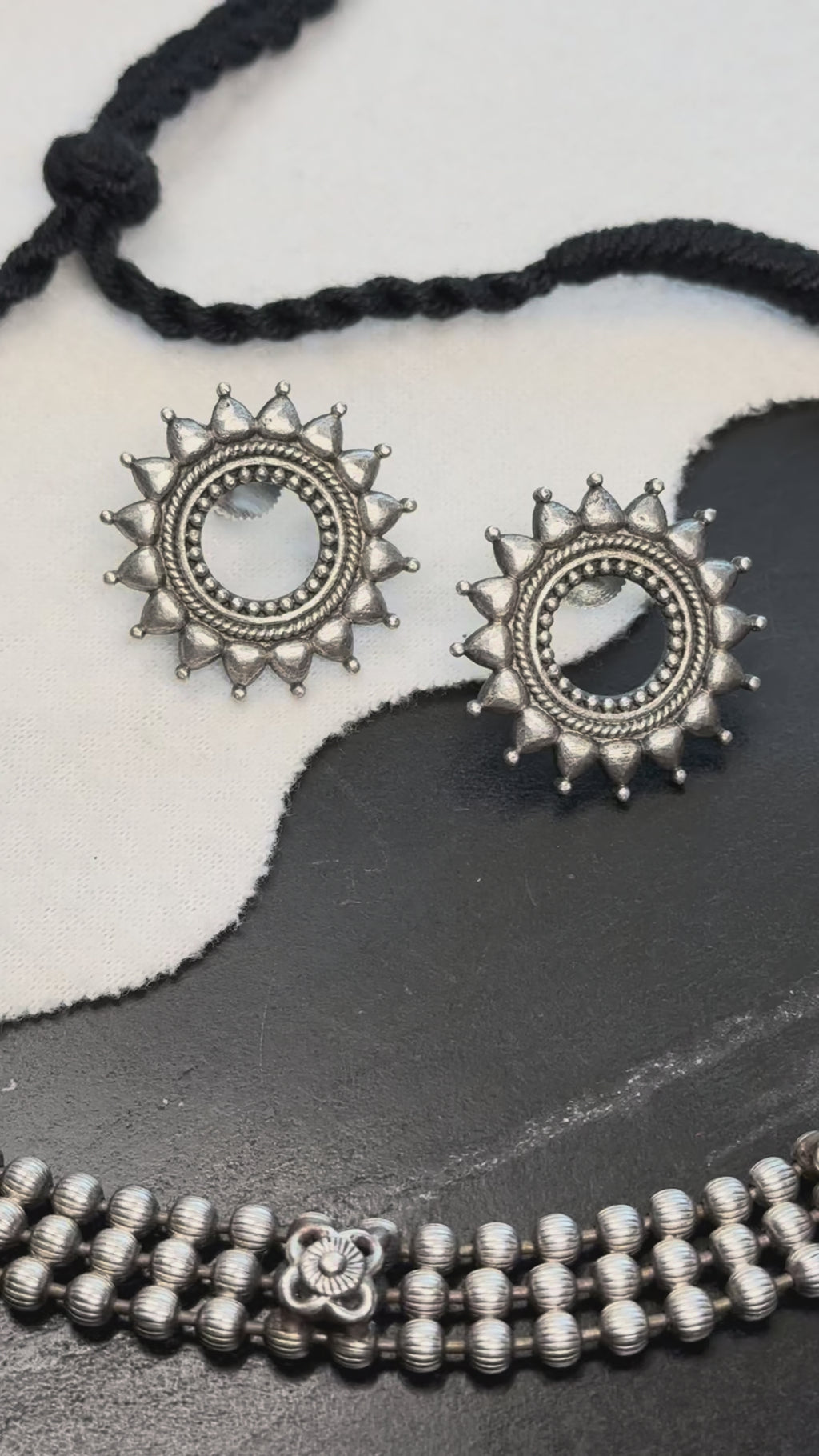 Sleek Oxidized Choker