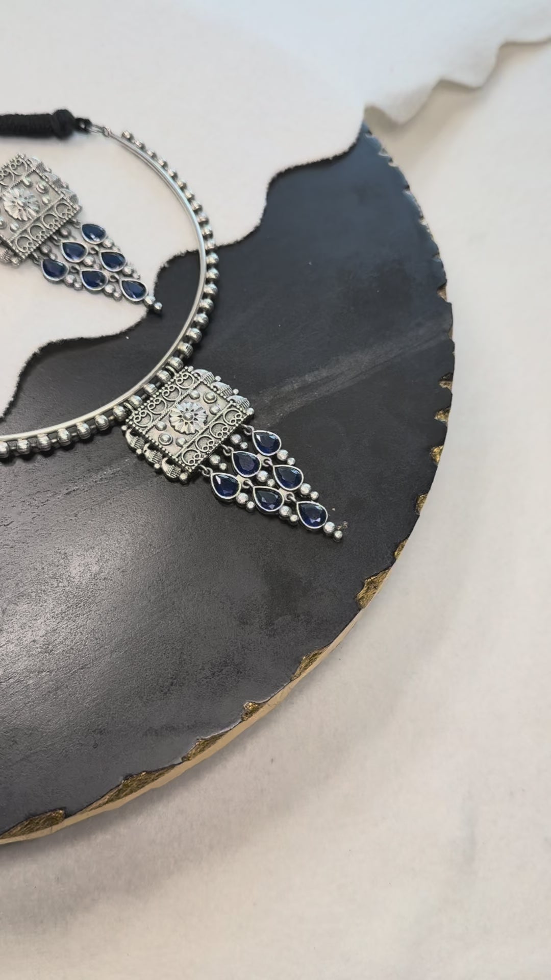 Semi Hasli Choker - Blue